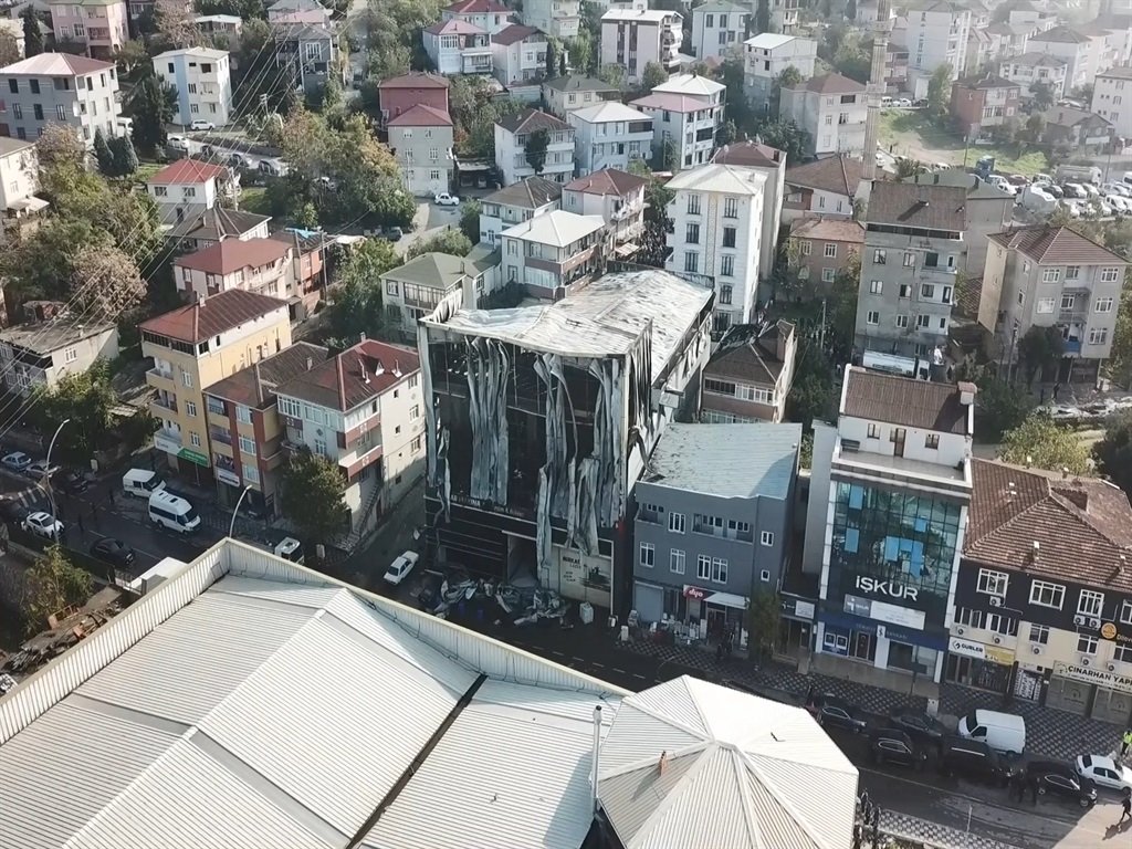 Kozmetik Fabrikası Davası