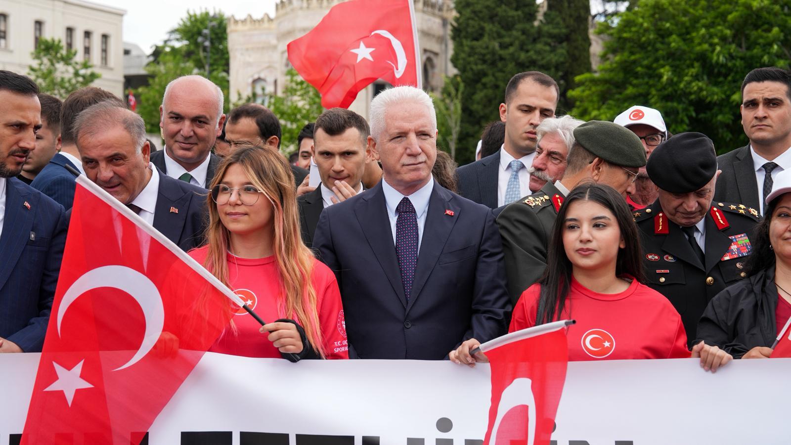 Davut Gül Aşure Dağıtımı