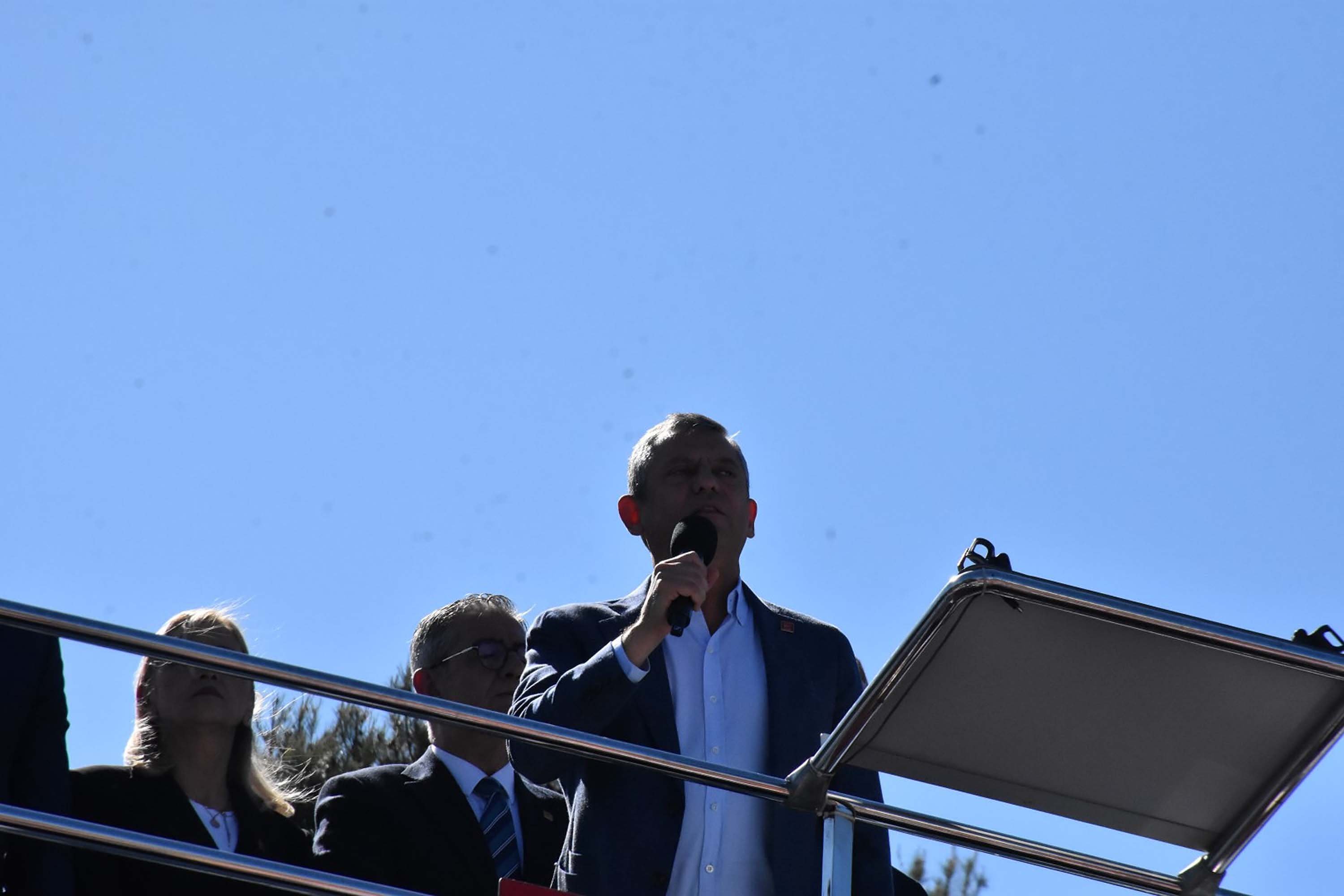 Özgür Özel Balıkesir konuşması