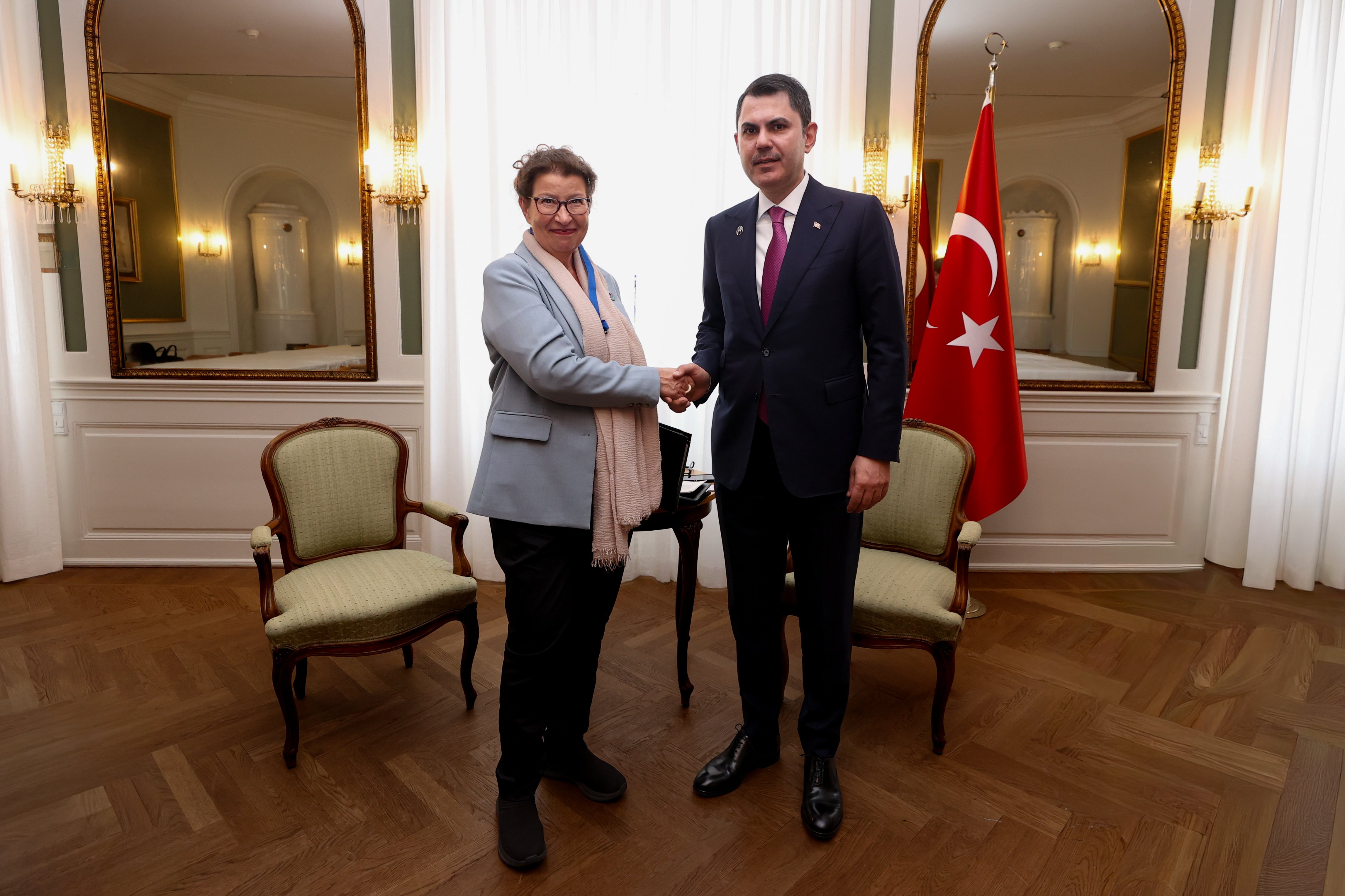 Bakan Kurum ikili görüşmeler