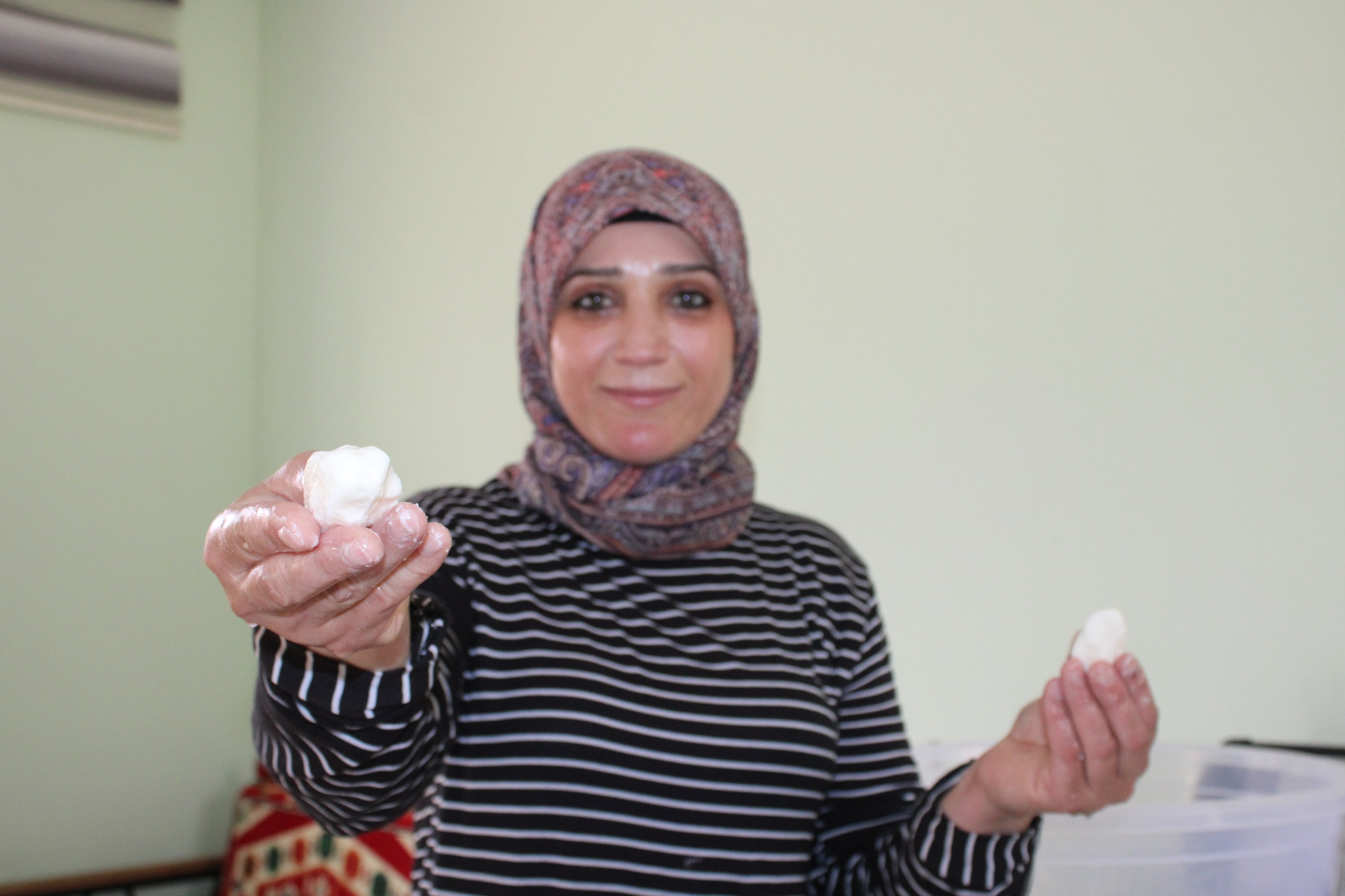 Seher Kaya kooperatifte çalışırken