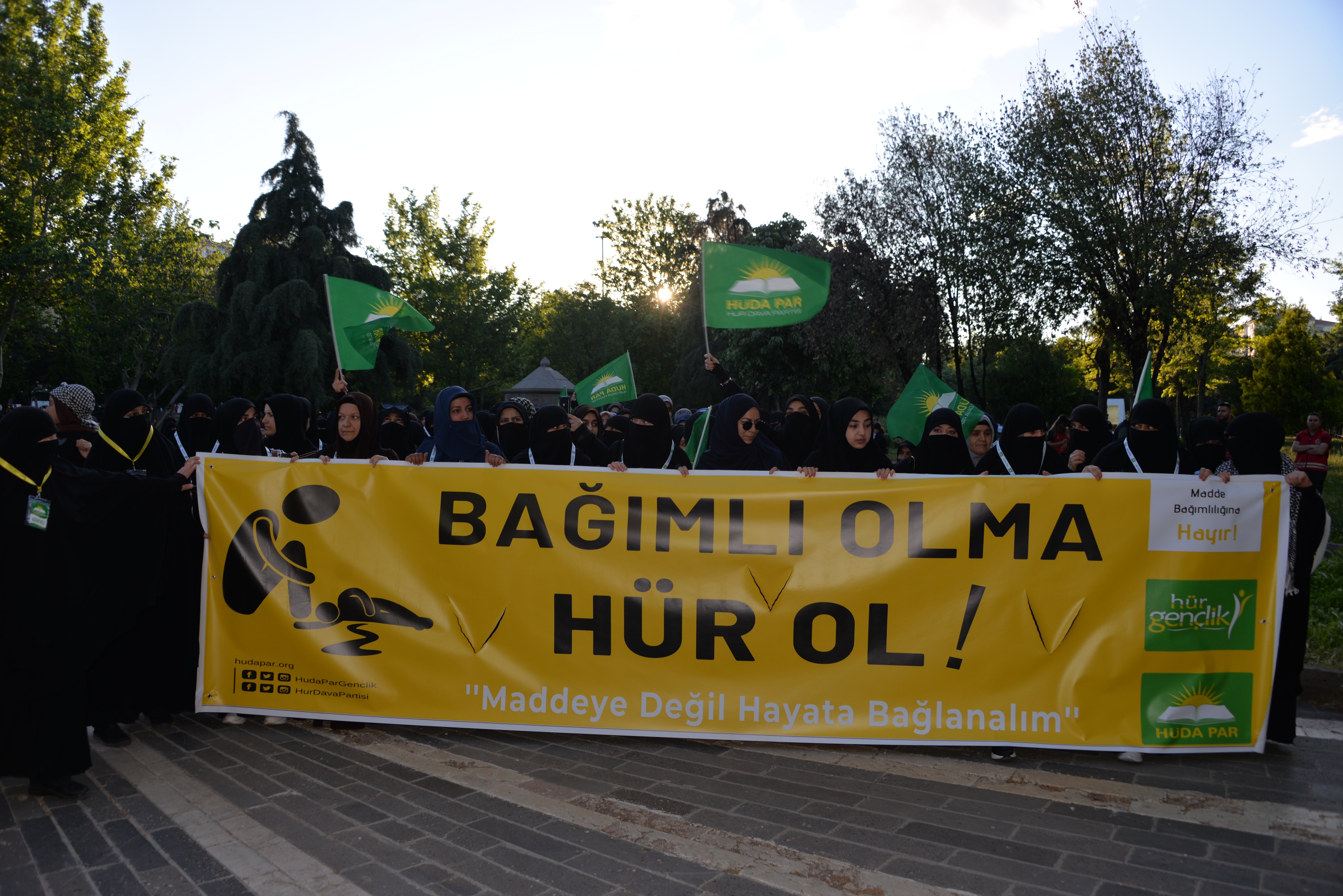 HÜDAPAR Gençlik
