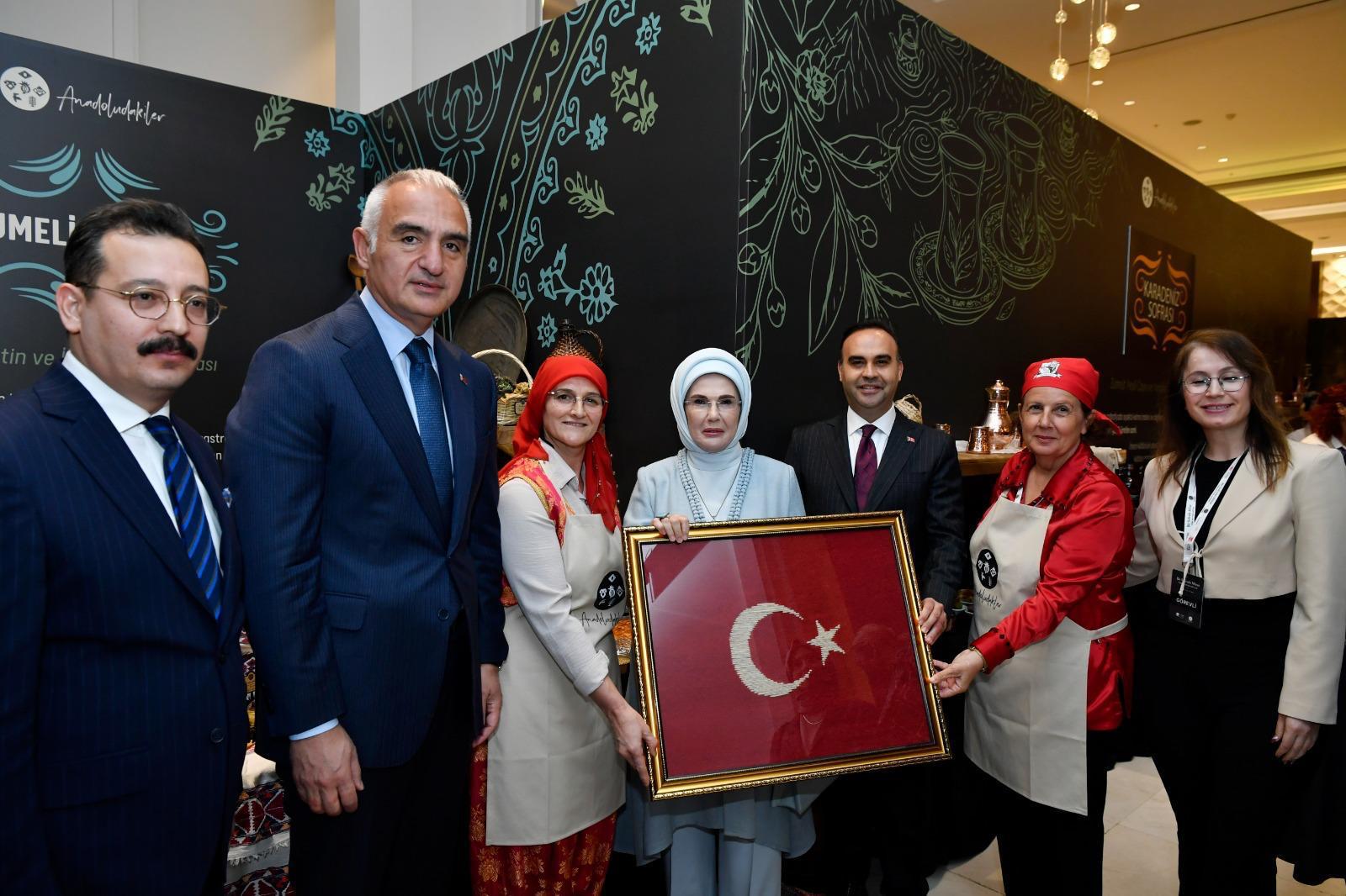 Emine Erdoğan diş kirası hediyesi