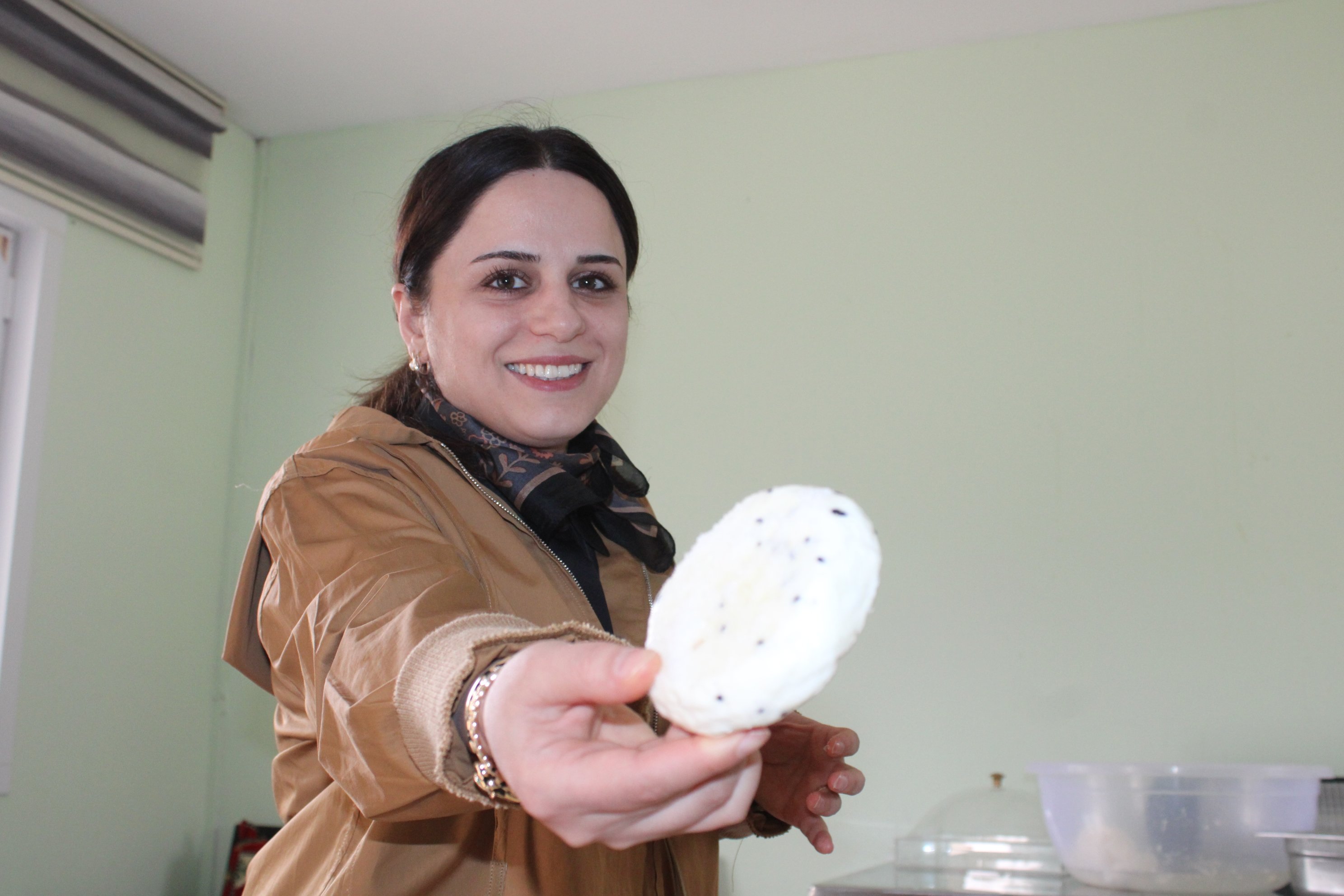 Kadınlar ürettikleri ürünlerle gurur duyuyor