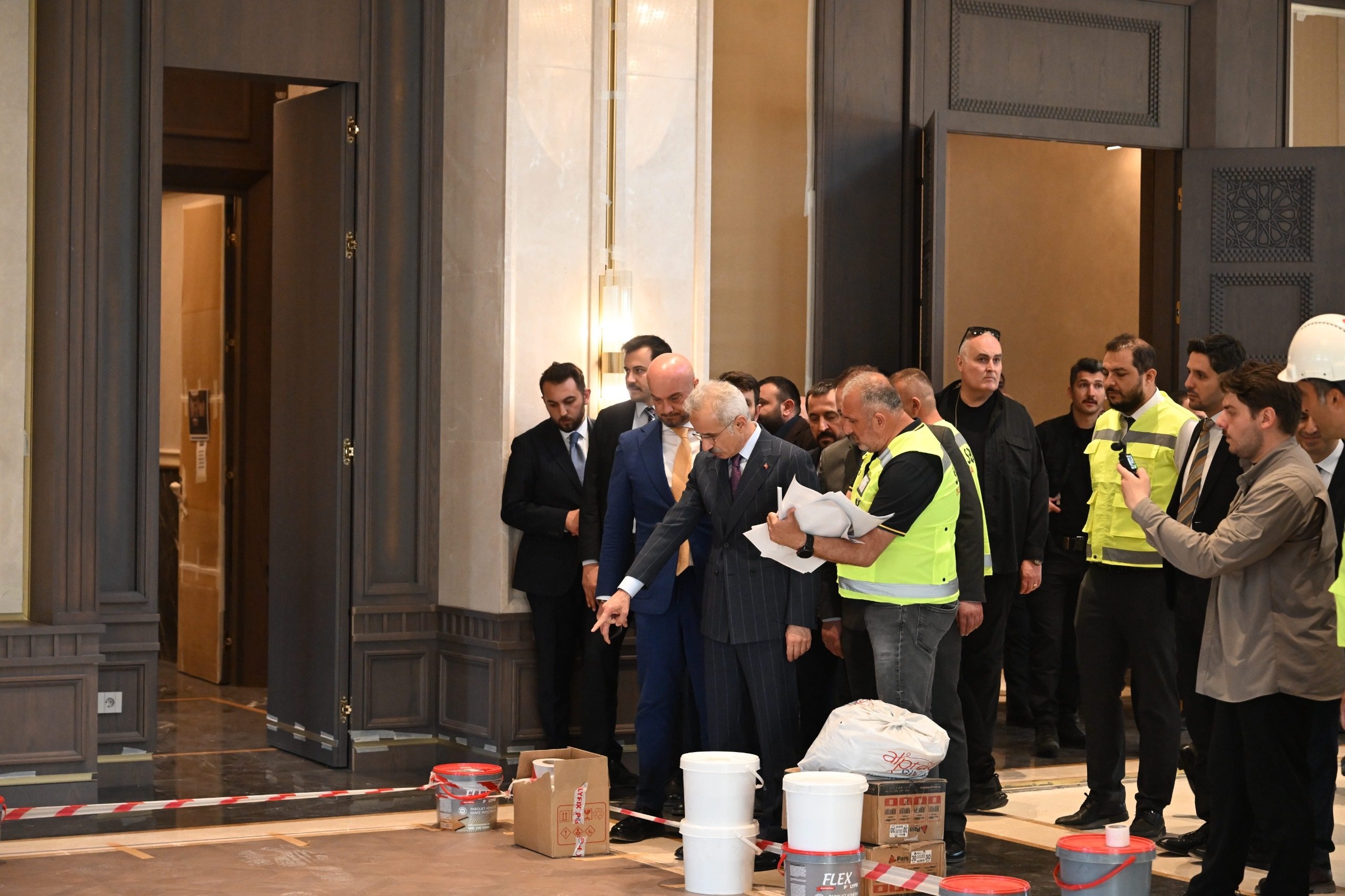 Ay Yıldız Köprüsü ve bağlantı yolları