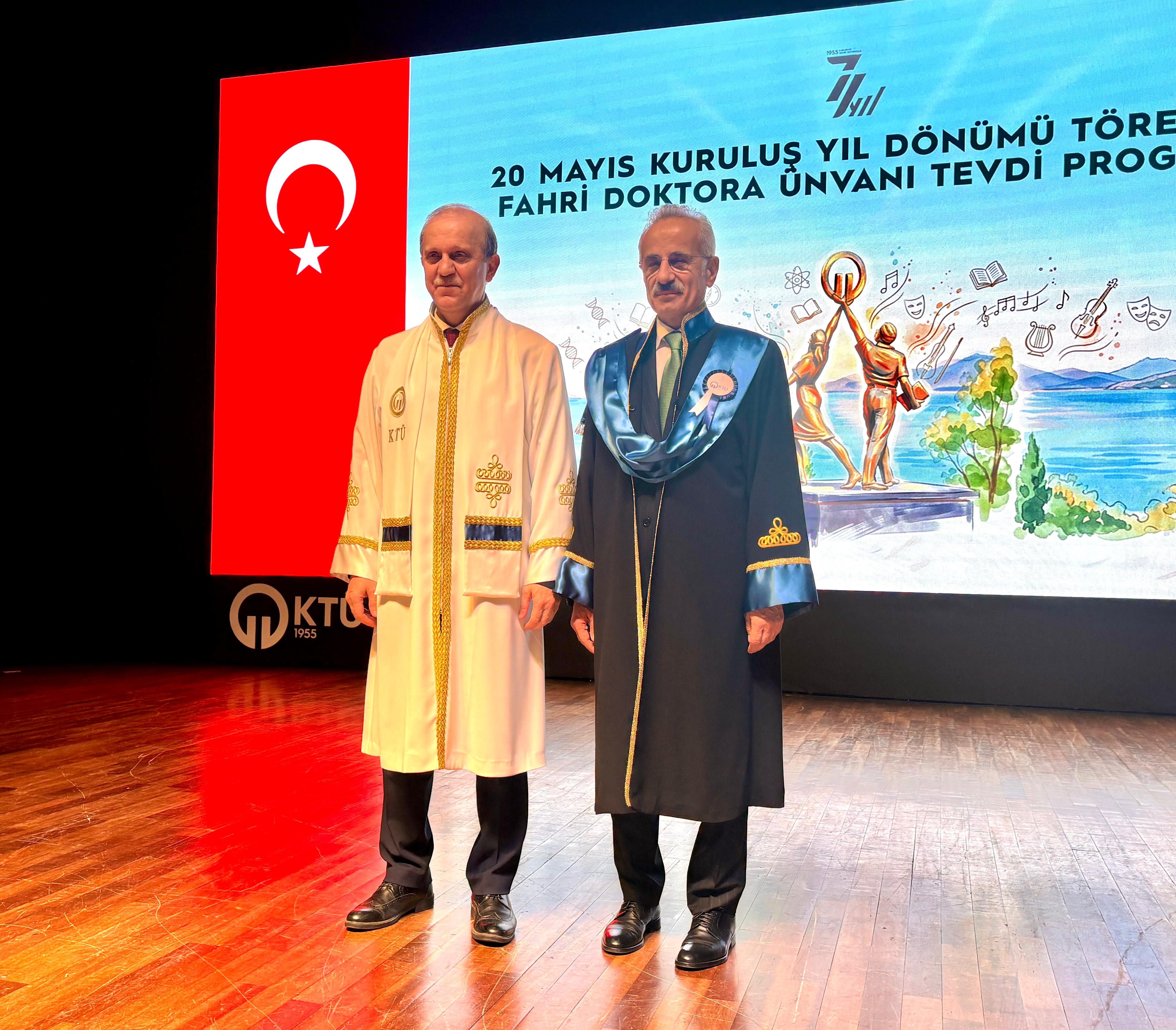 Bakan Abdulkadir Uraloğlu KTÜ töreni