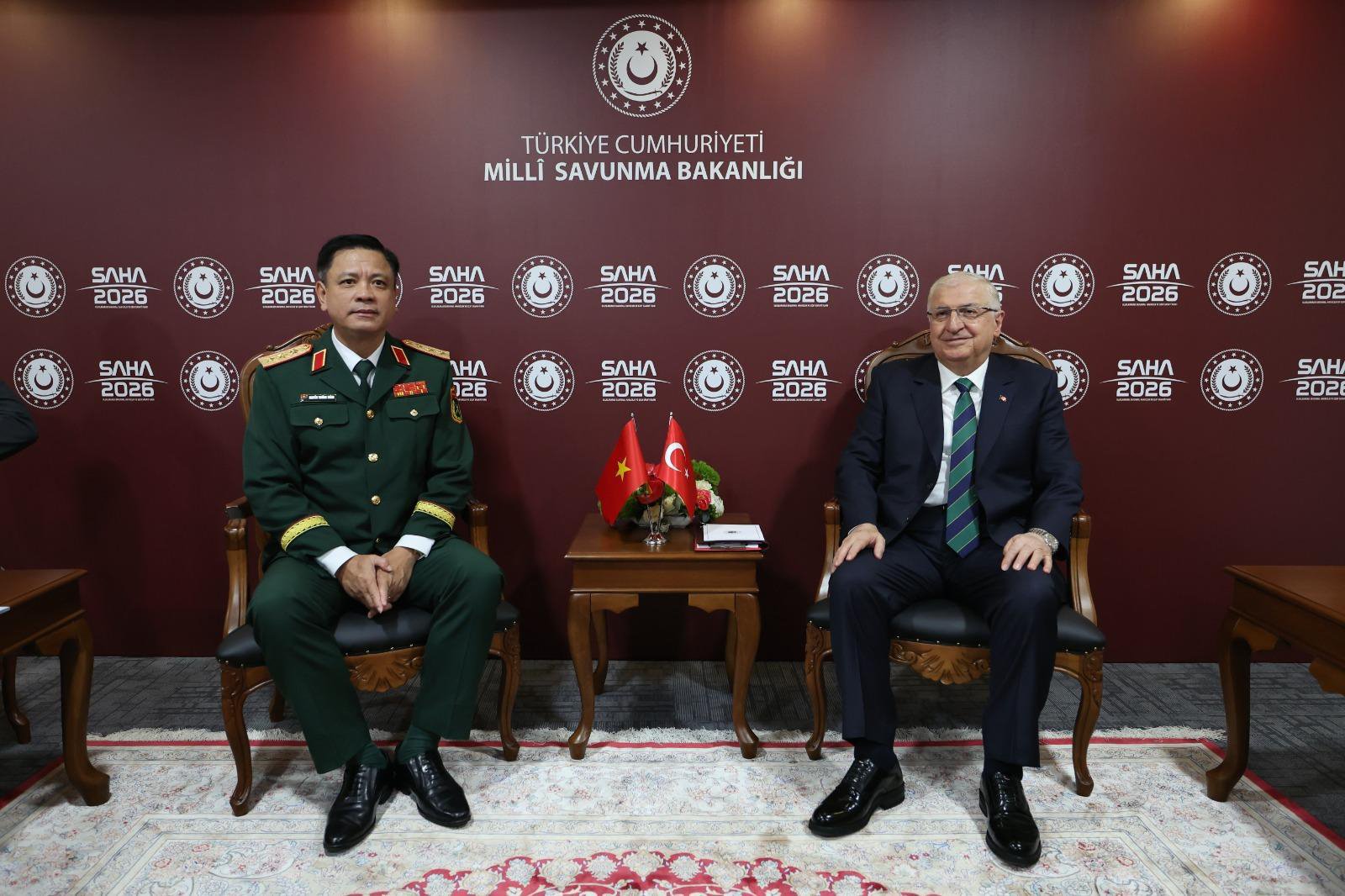 Bakan Güler ve Kenya Savunma Bakanı Tuya