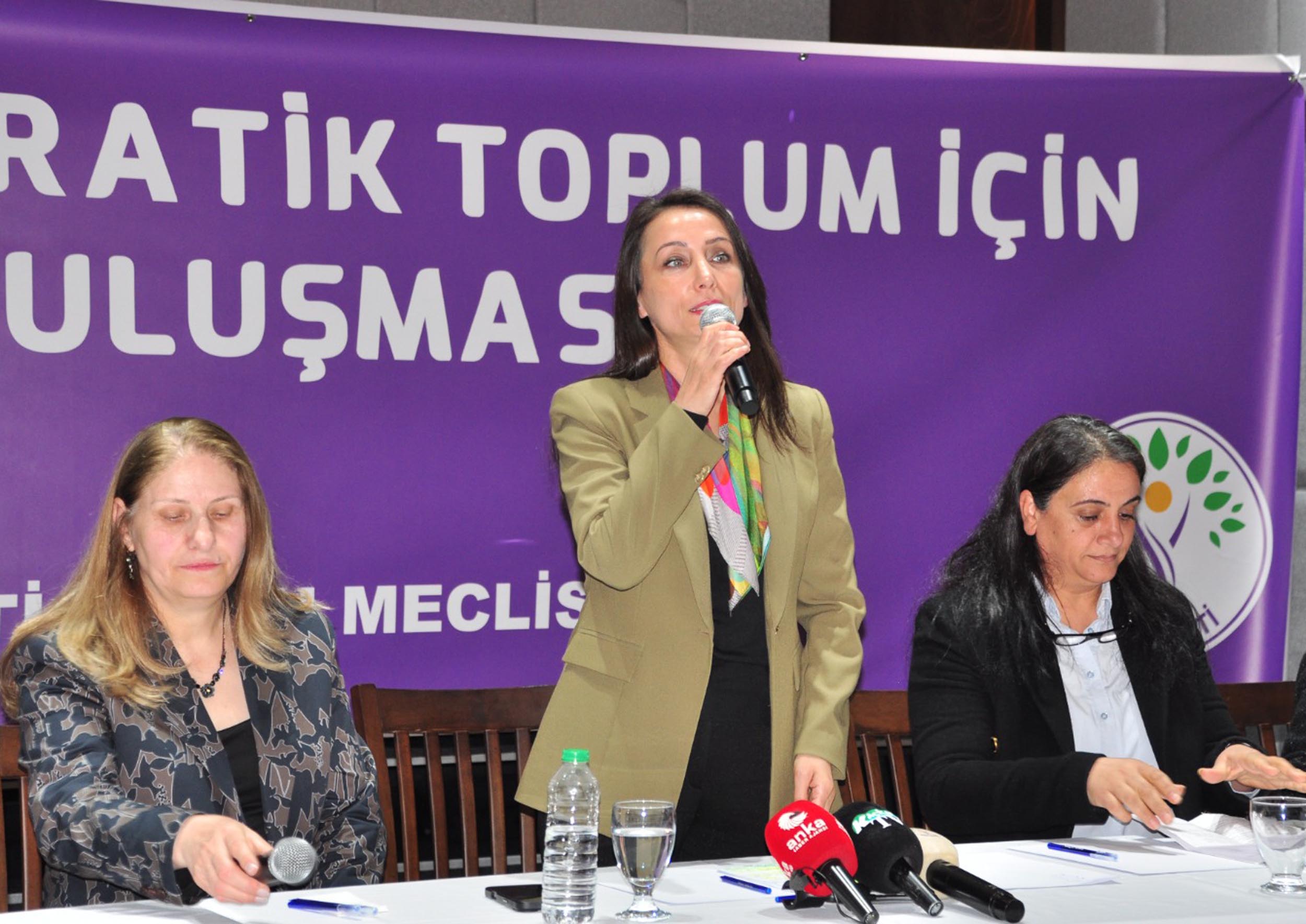 DEM Parti Eş Genel Başkanı Tülay Hatimoğulları Kars