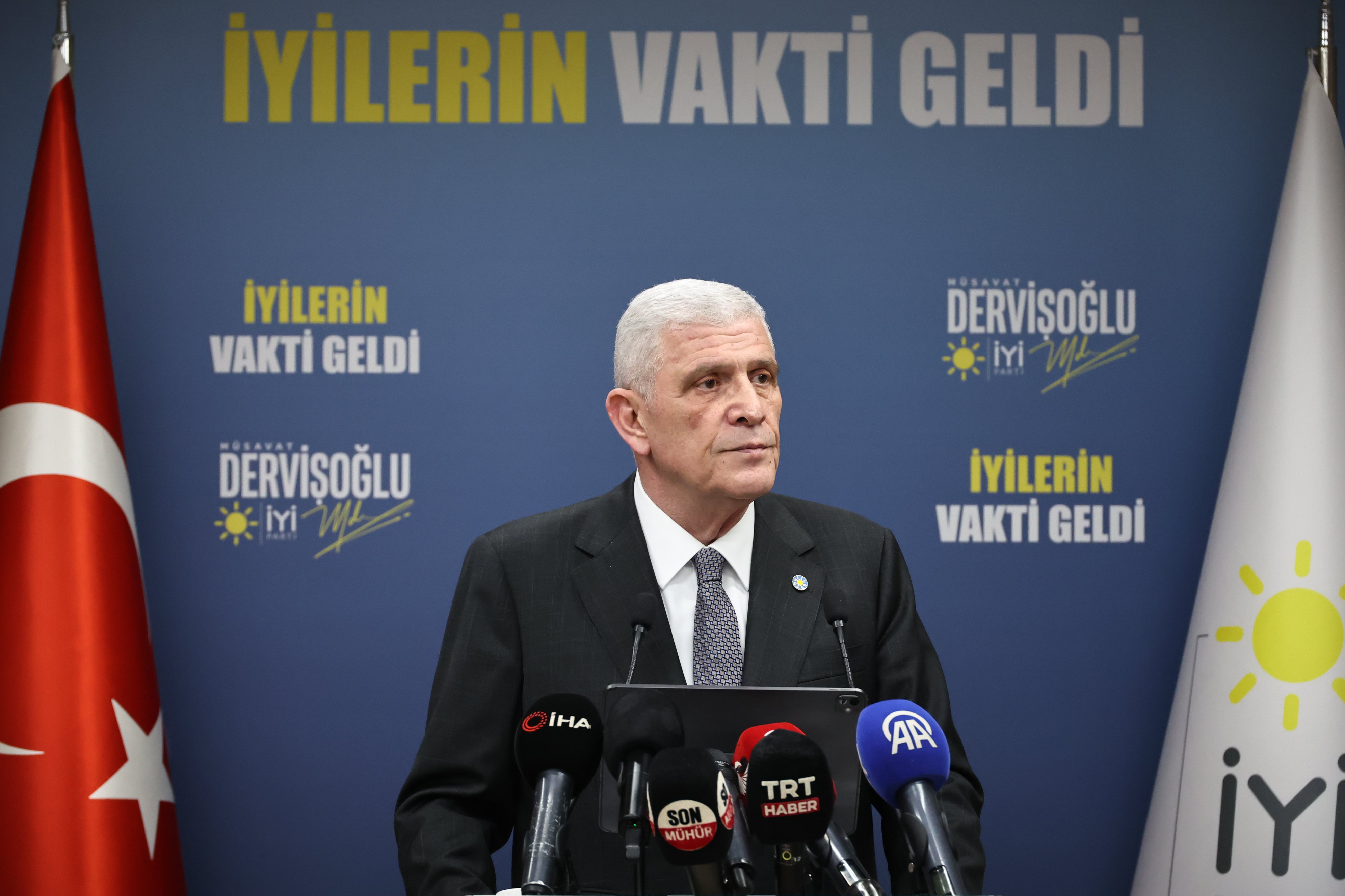 Müsavat Dervişoğlu basın toplantısı
