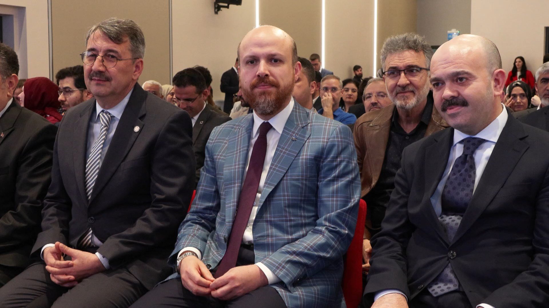 Bilal Erdoğan aile yılı etkinliğinde konuşmacı