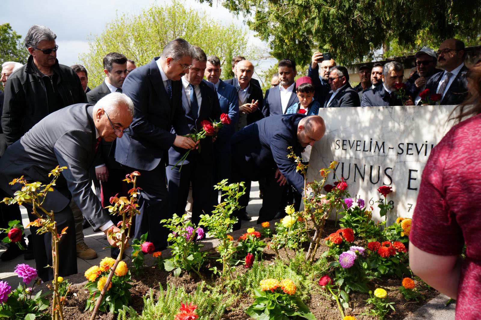 Yunus Emre anma töreni detay