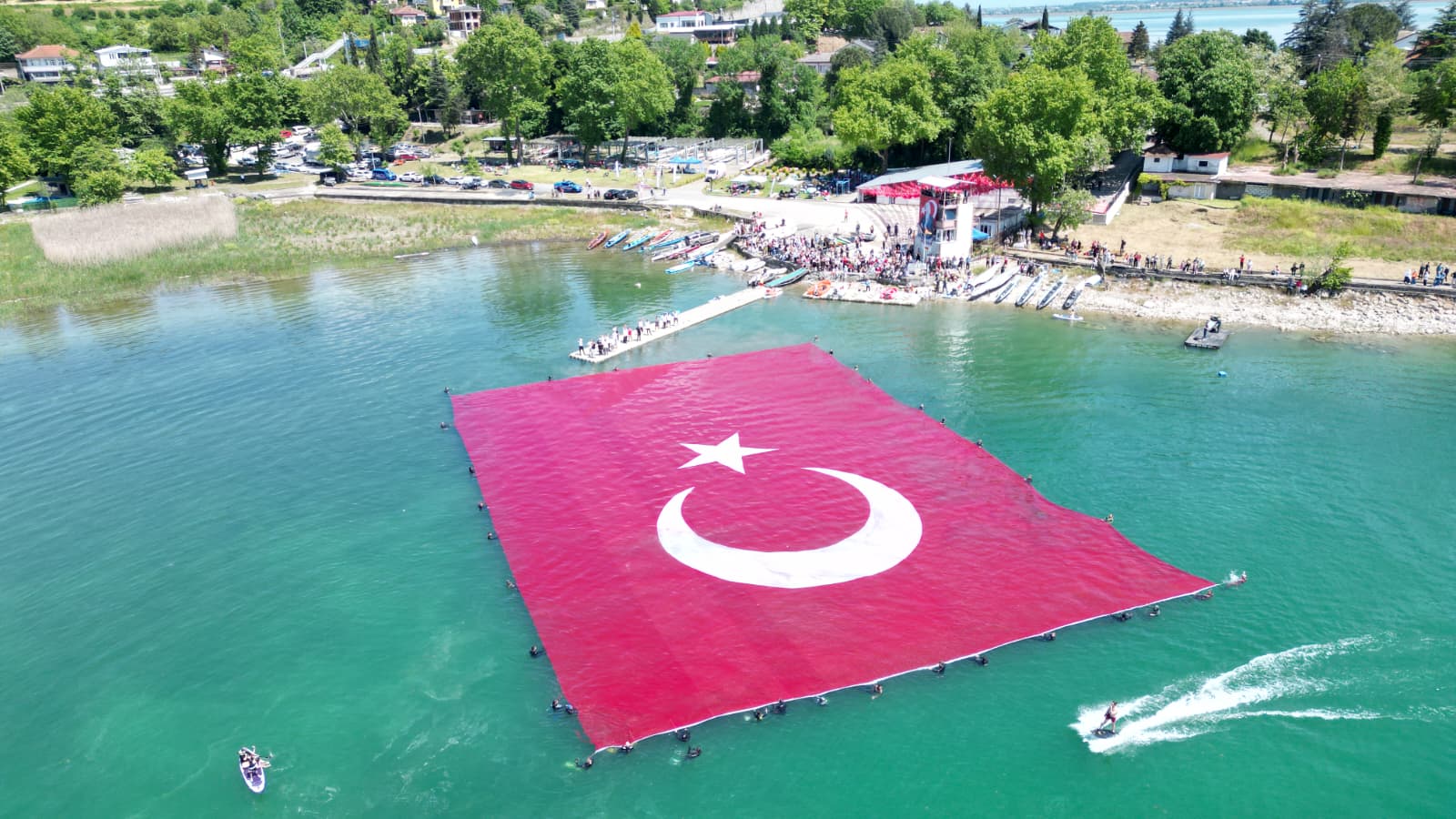 Sapanca Gölü