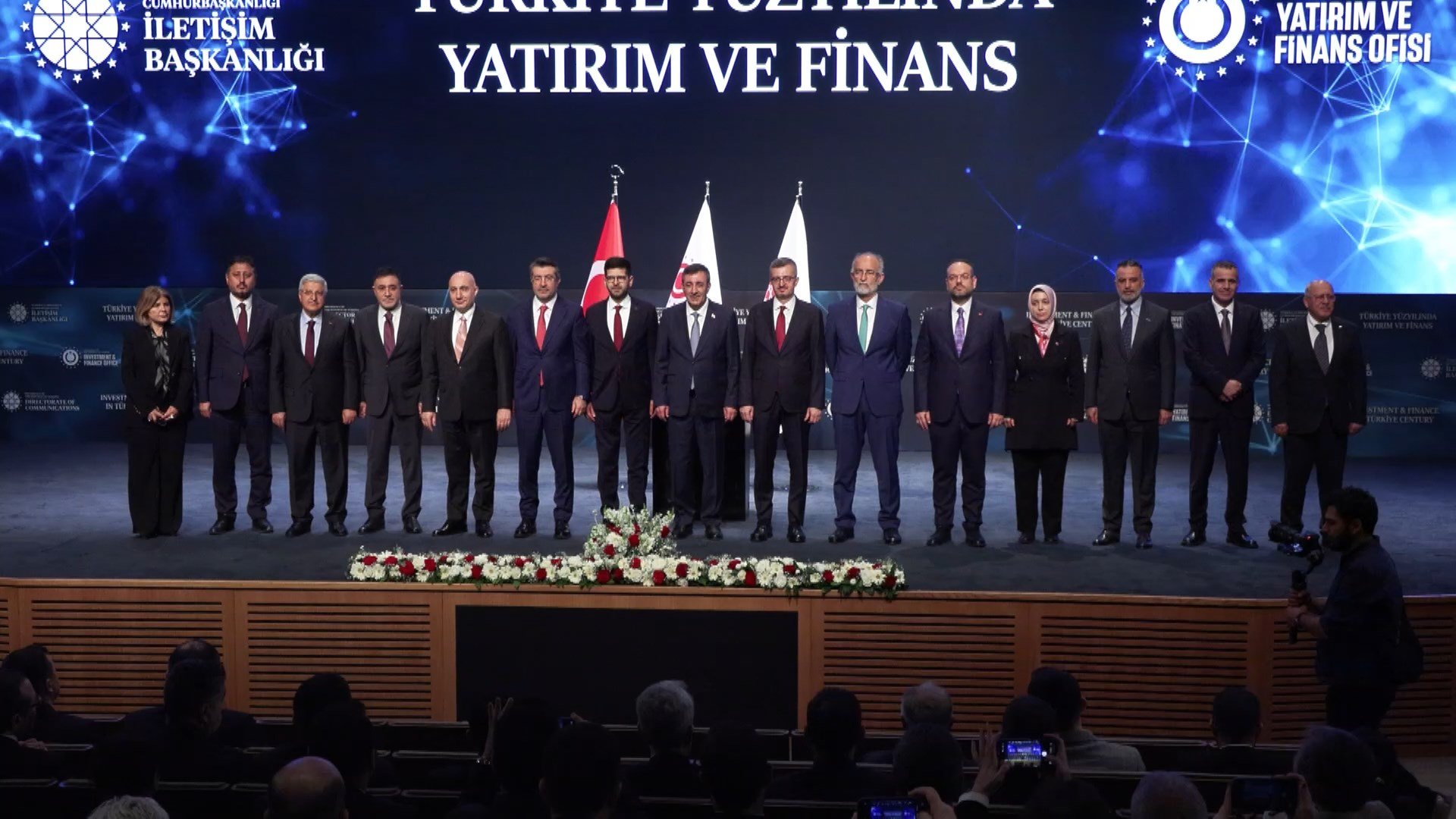 Cumhurbaşkanı Yardımcısı Cevdet Yılmaz, Türkiye Yüzyılında Yatırım ve Finans kitabı tanıtımında konuşuyor