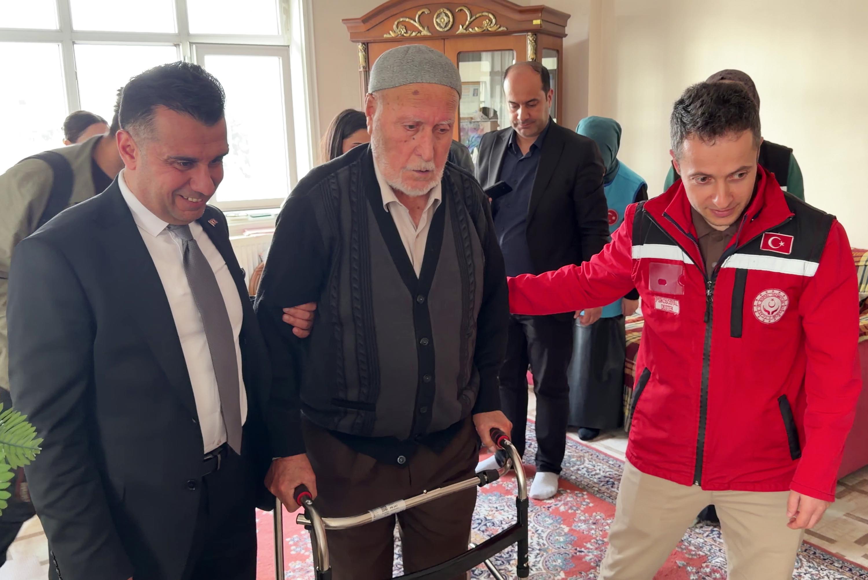 Mürvet Portakal ve devlet yetkilileri vefa ziyareti