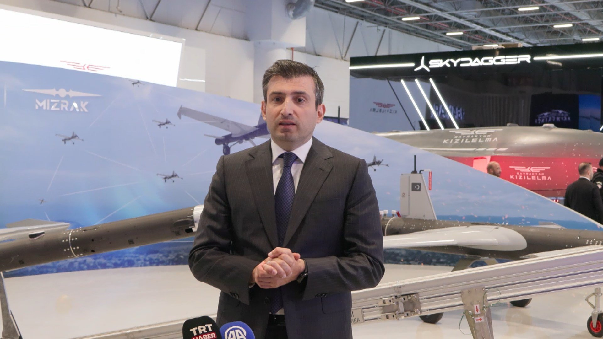 Selçuk Bayraktar SAHA 2026 Fuvarında Kamikaze İHA Tanıtımı
