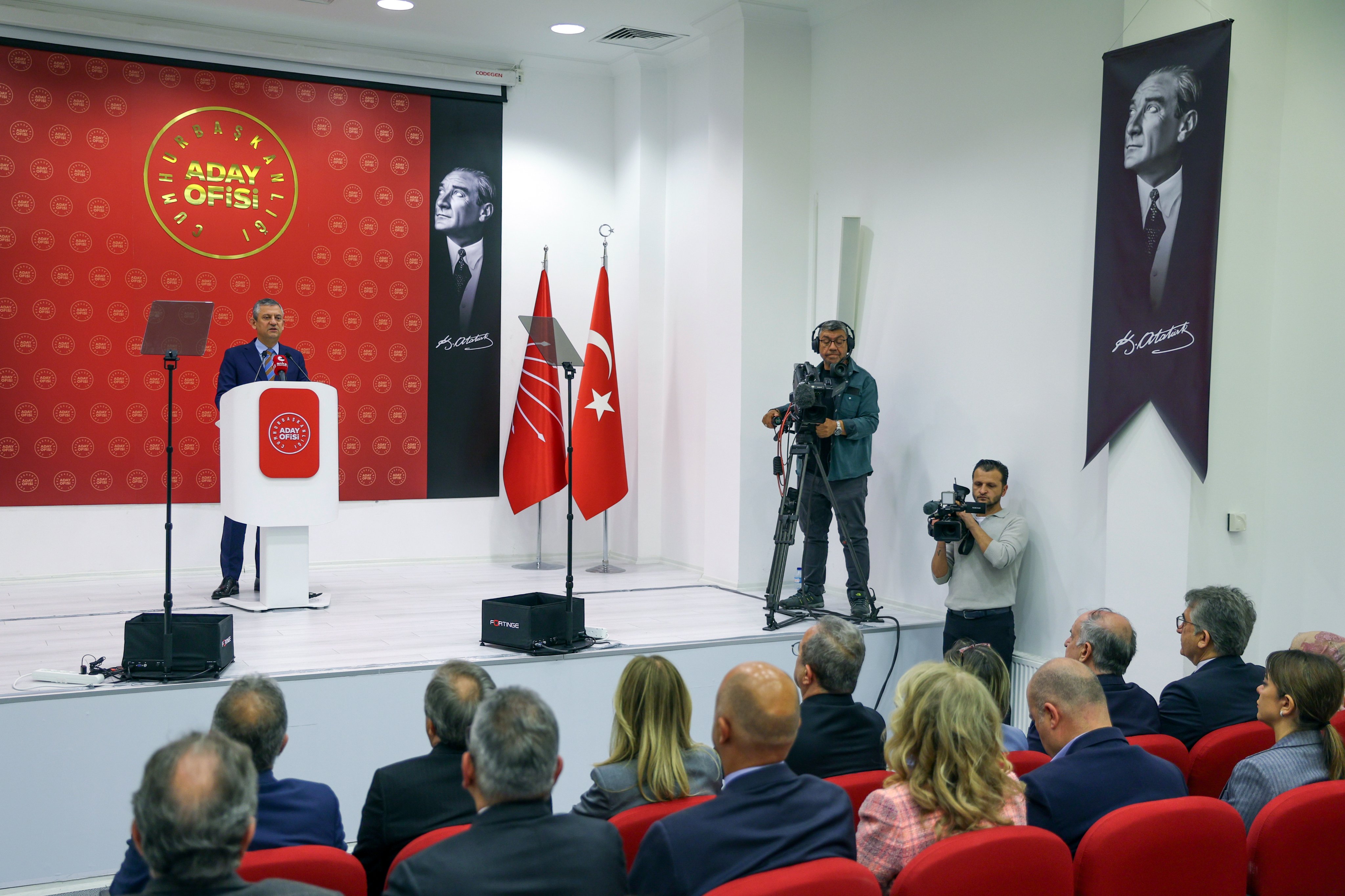 CHP Lideri Özgür Özel