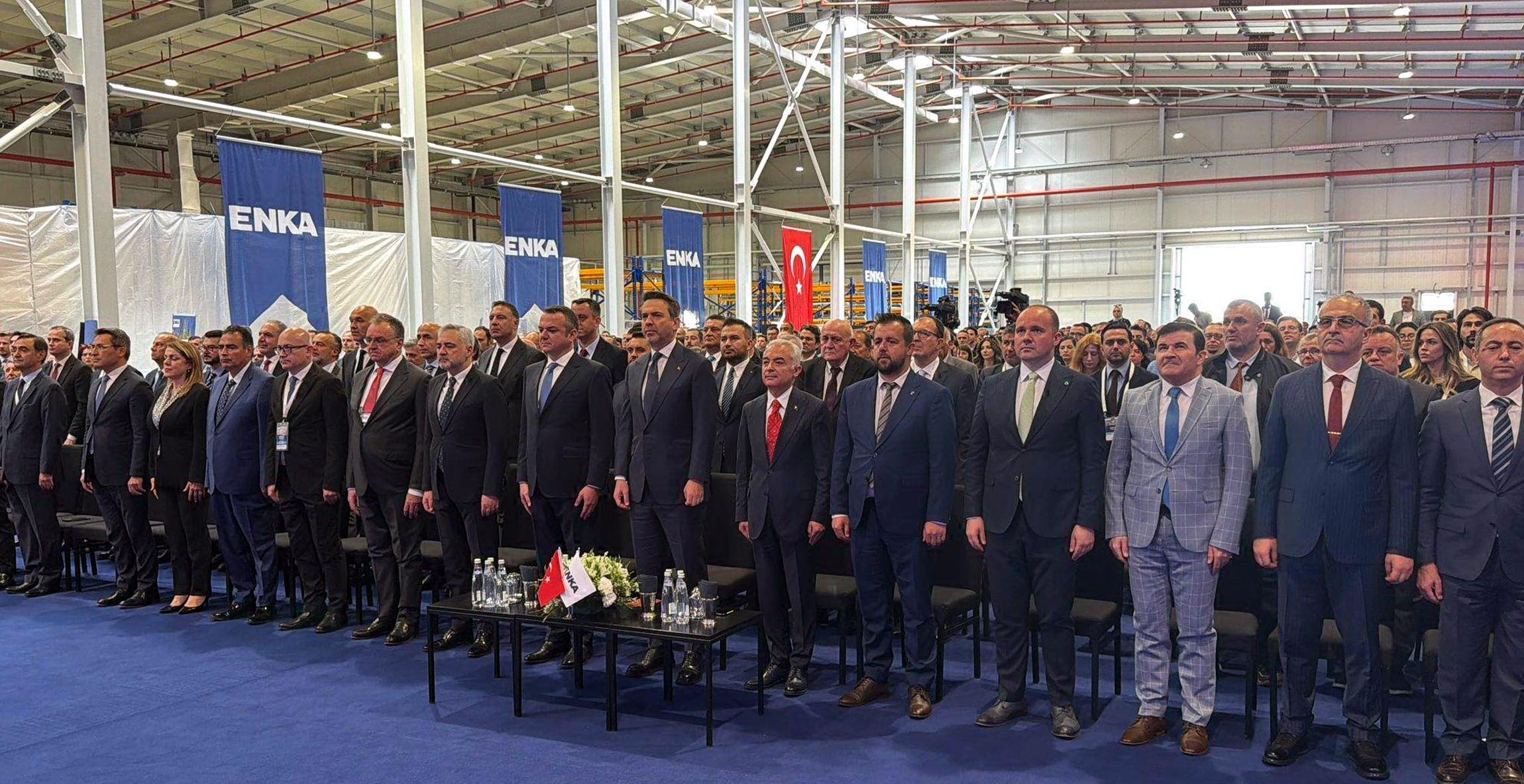 Bakan Alparslan Bayraktar, doğal gaz altyapısı hakkında açıklamalar yapıyor.