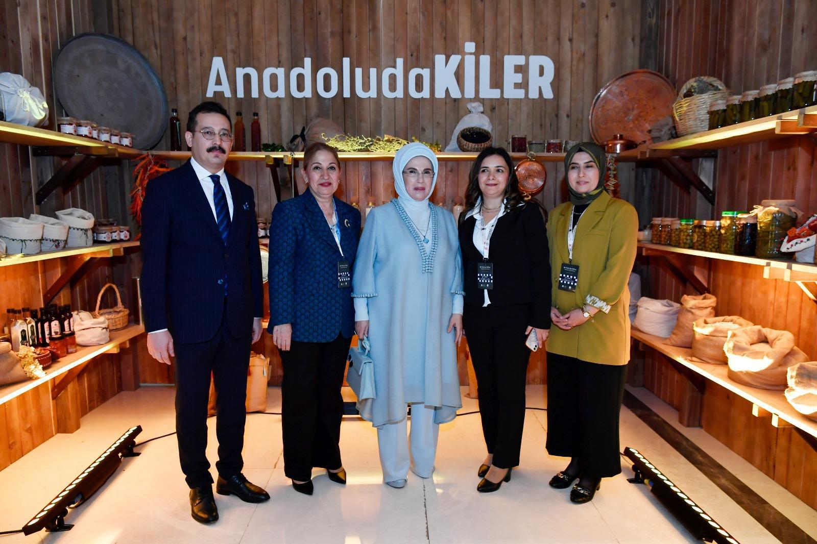 Bir Sofrada Miras programı dans gösterileri
