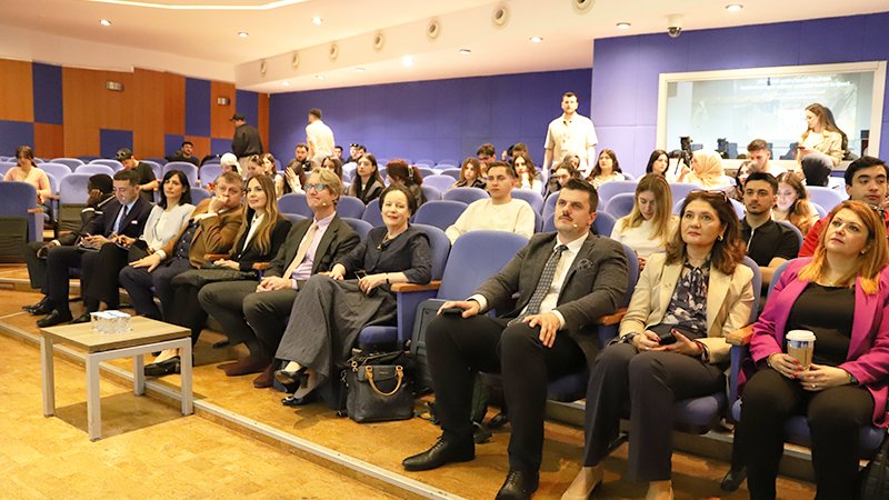 Beykoz Üniversitesi küresel enerji ve lojistik konferansı görseli