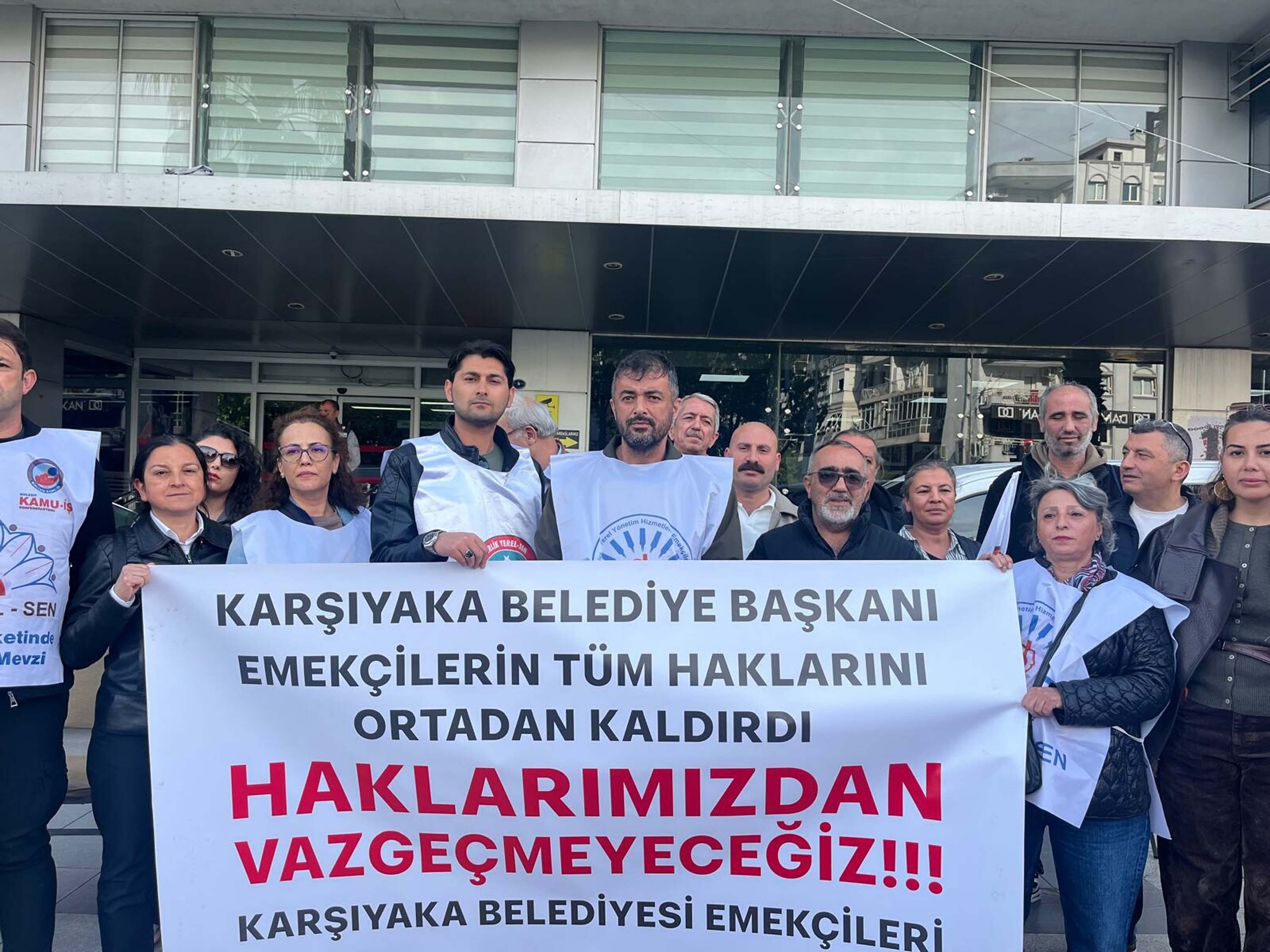 Karşıyaka Belediyesi memur nöbeti