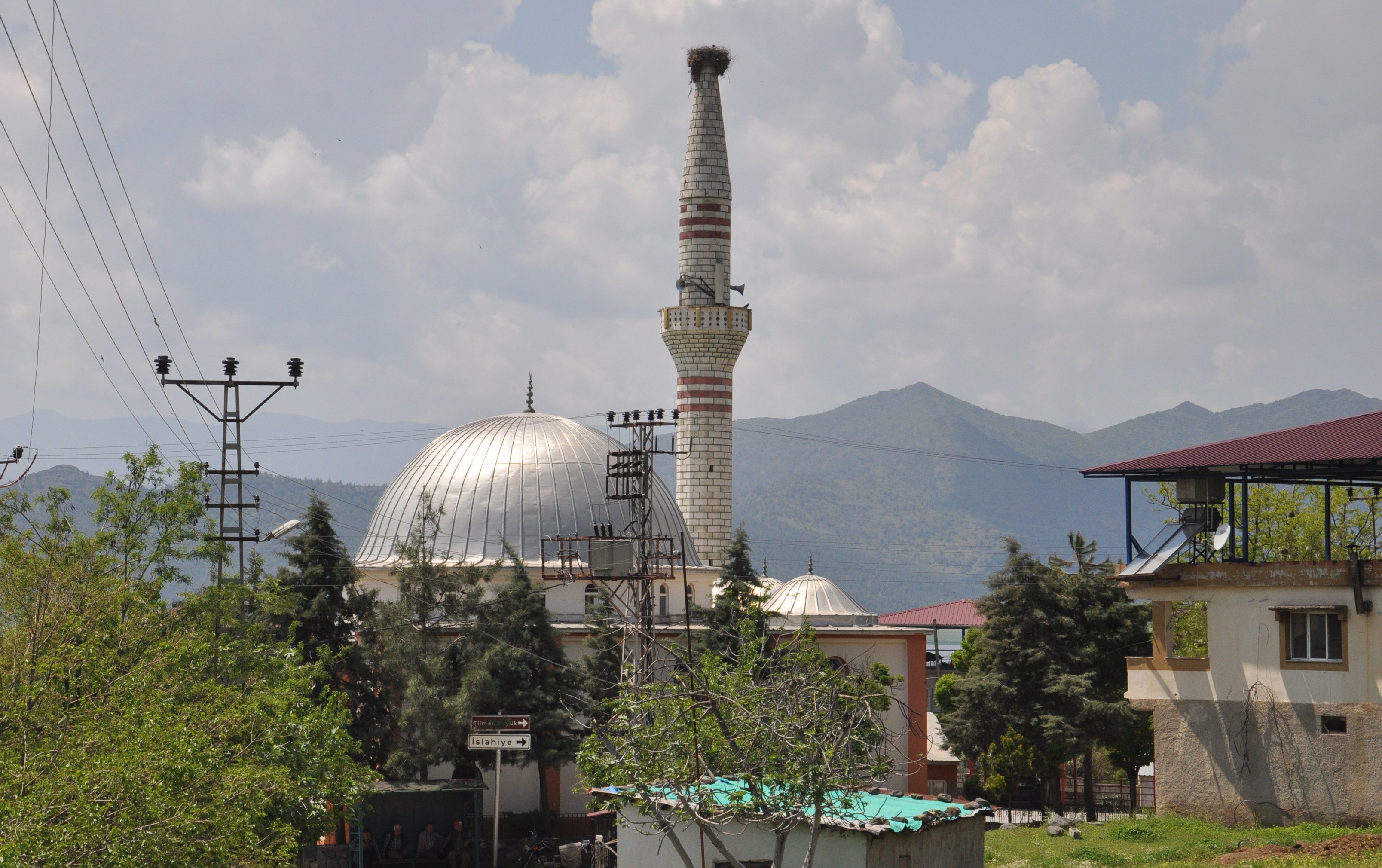 Minarede Leylek Yuvası