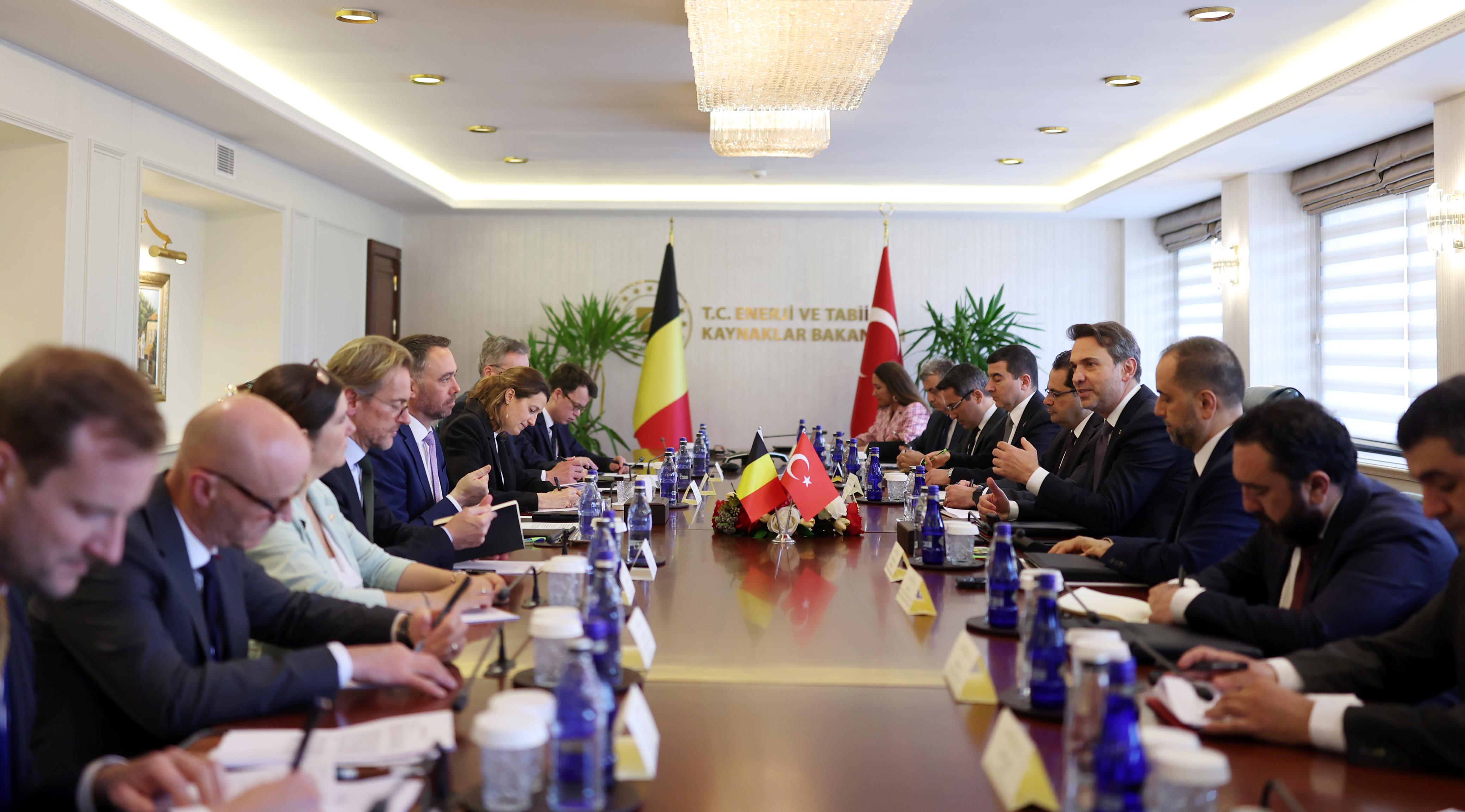 Enerji ve Tabii Kaynaklar Bakanı Alparslan Bayraktar