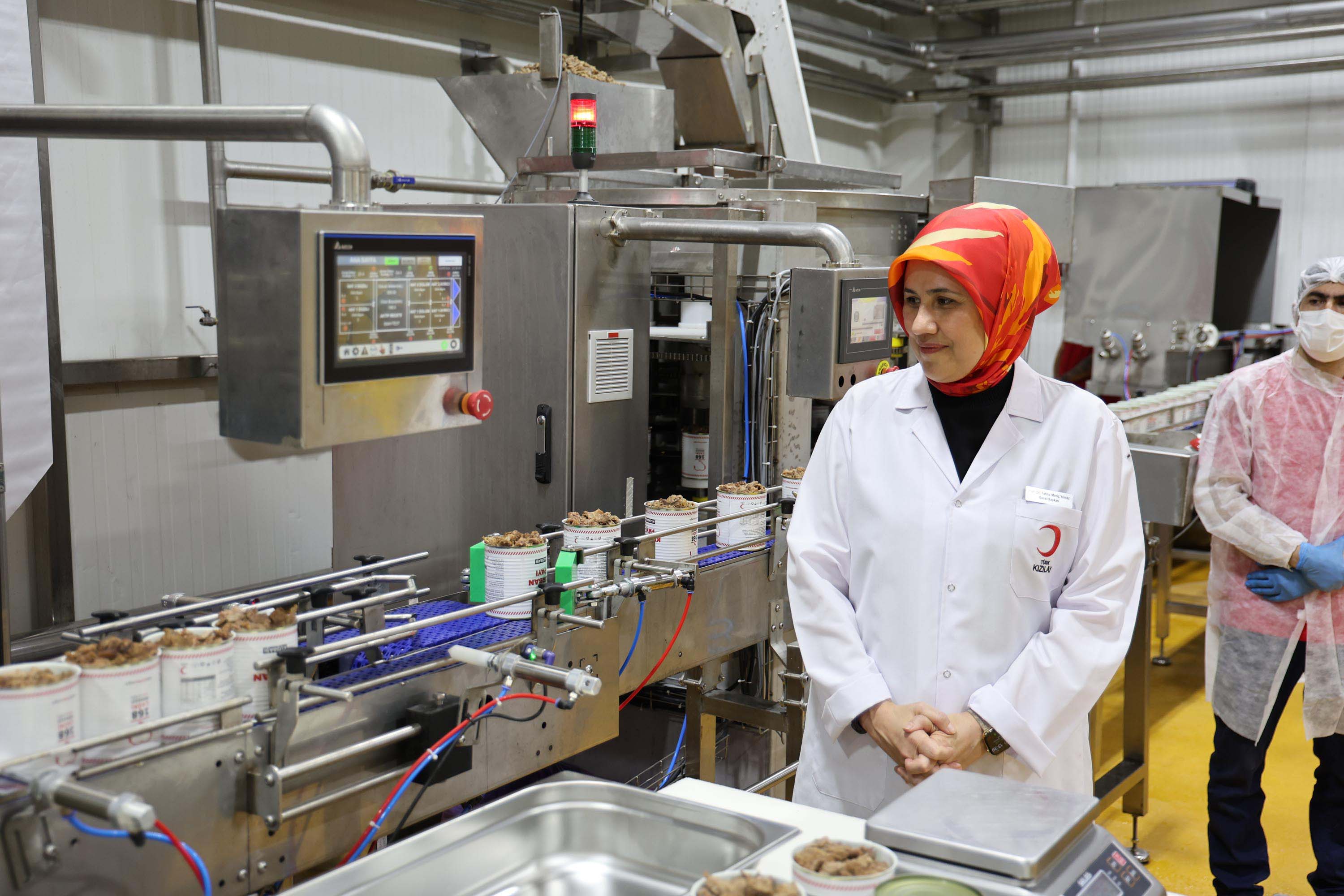 Kızılay Başkanı Fatma Meriç Yılmaz vekaletle kurban kampanyası.