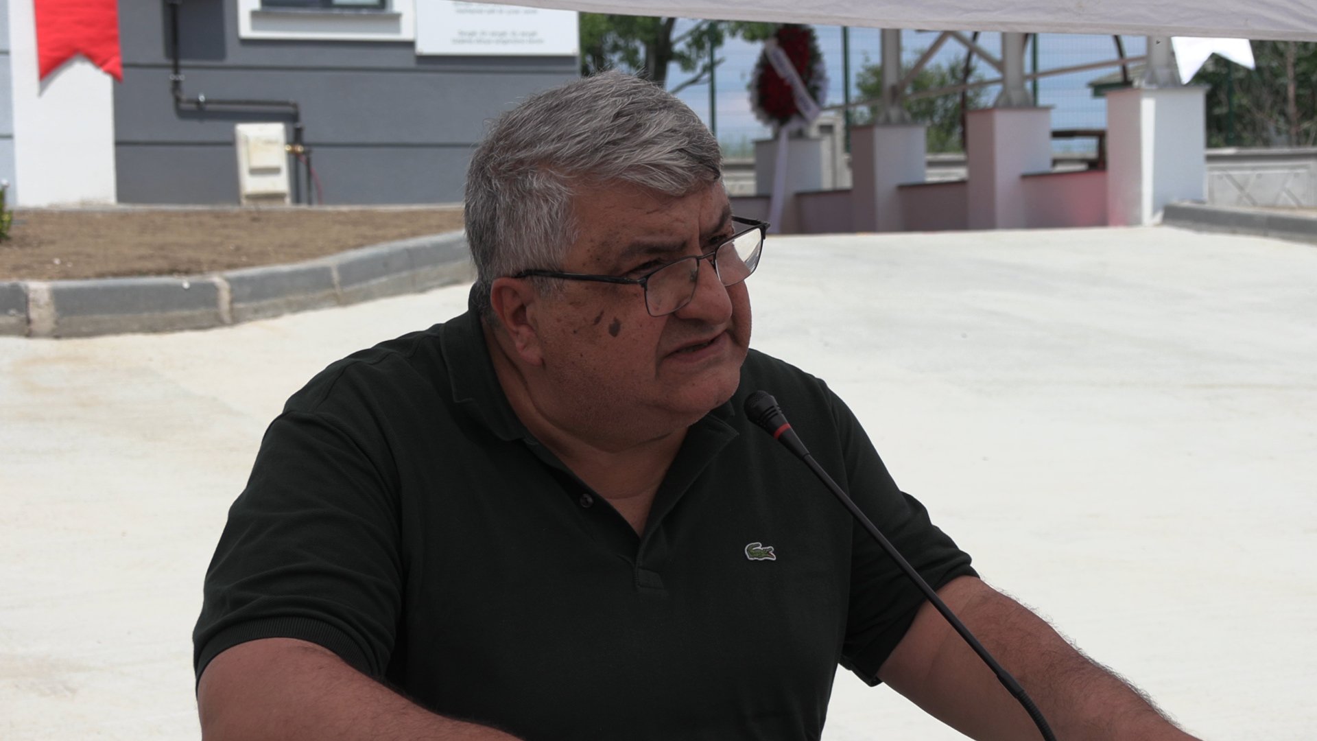 Yüksel Gültekin gözyaşlarına boğuldu
