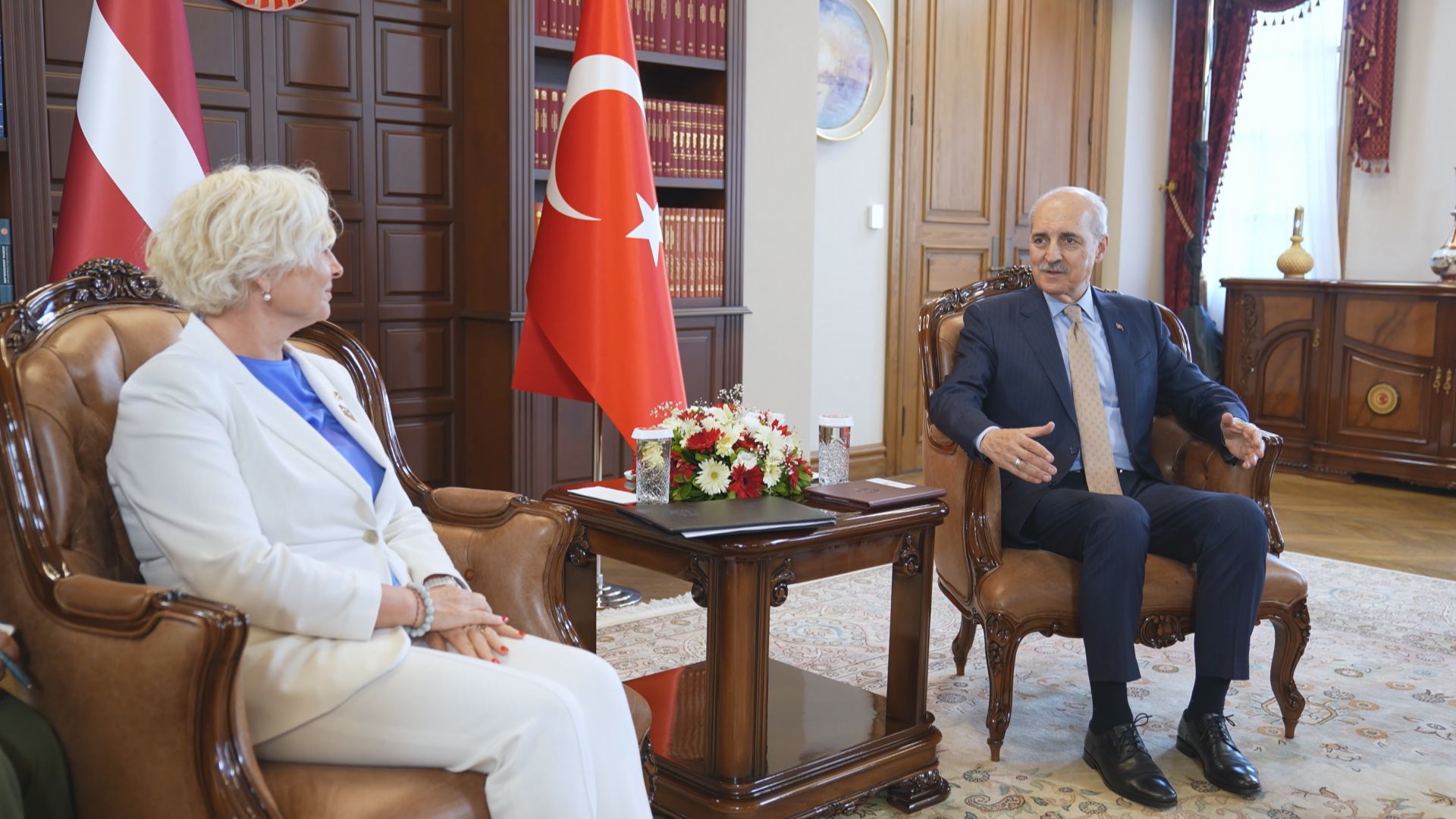 Numan Kurtulmuş ve Daiga Mierina