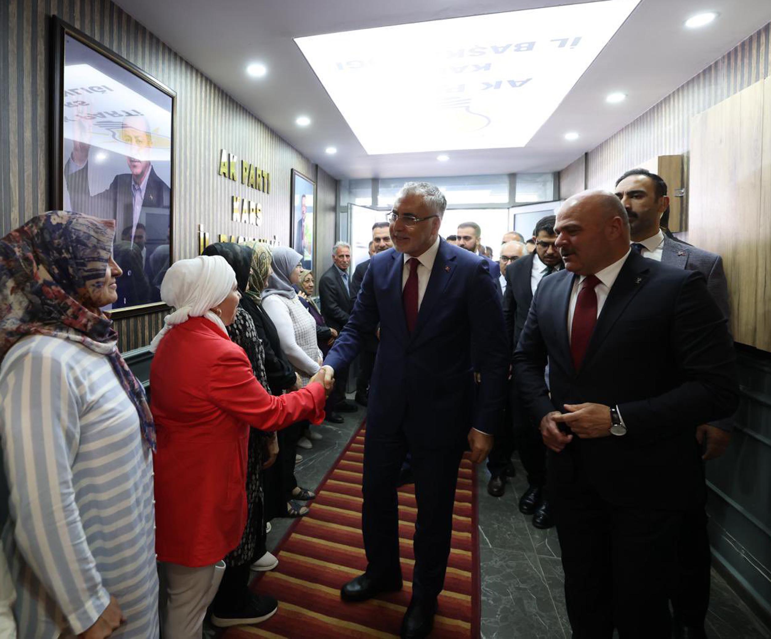 Vedat Işıkhan Kars Danışma Meclisi
