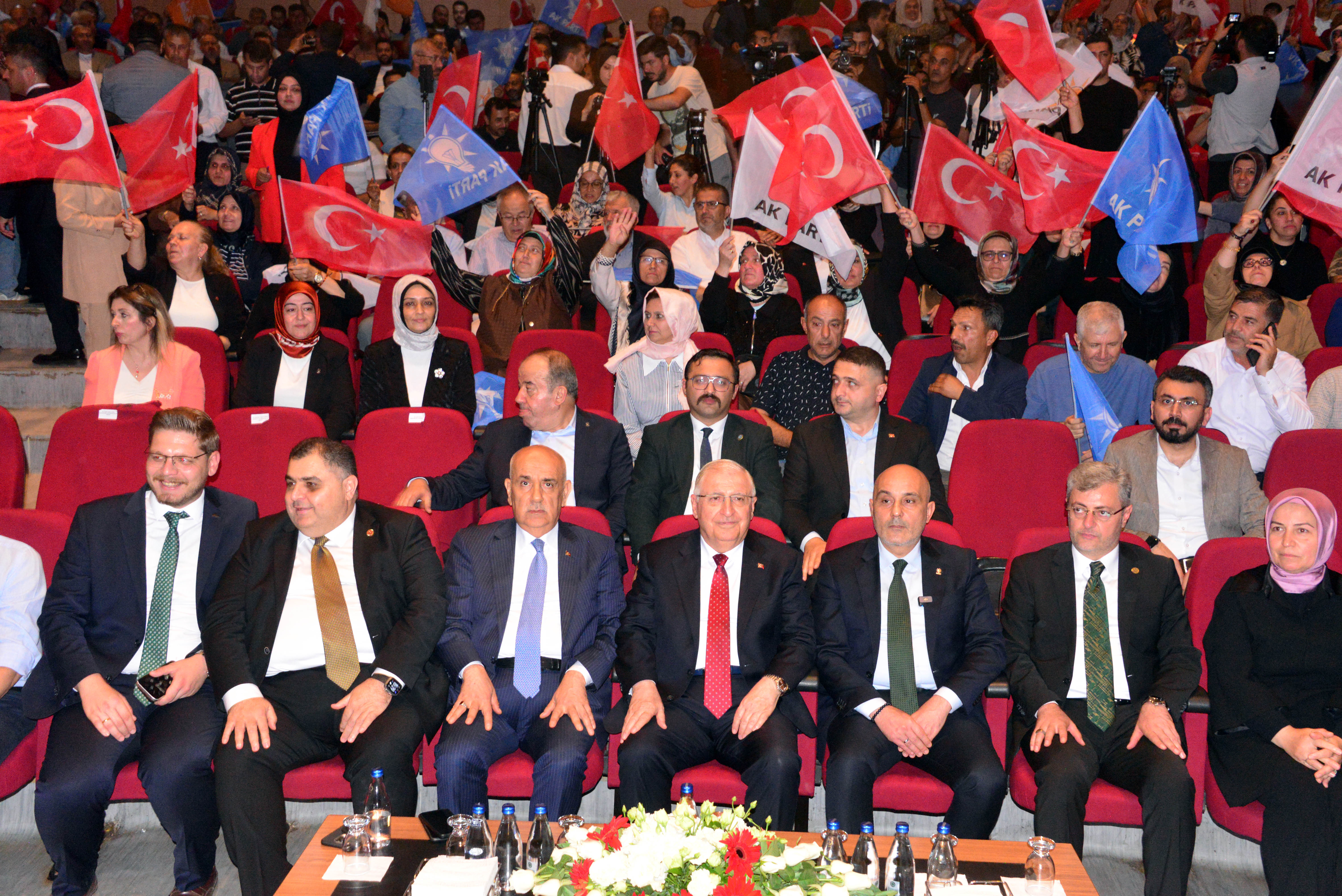 Bakan Güler kahramanmaraş ziyareti toplantı salonu