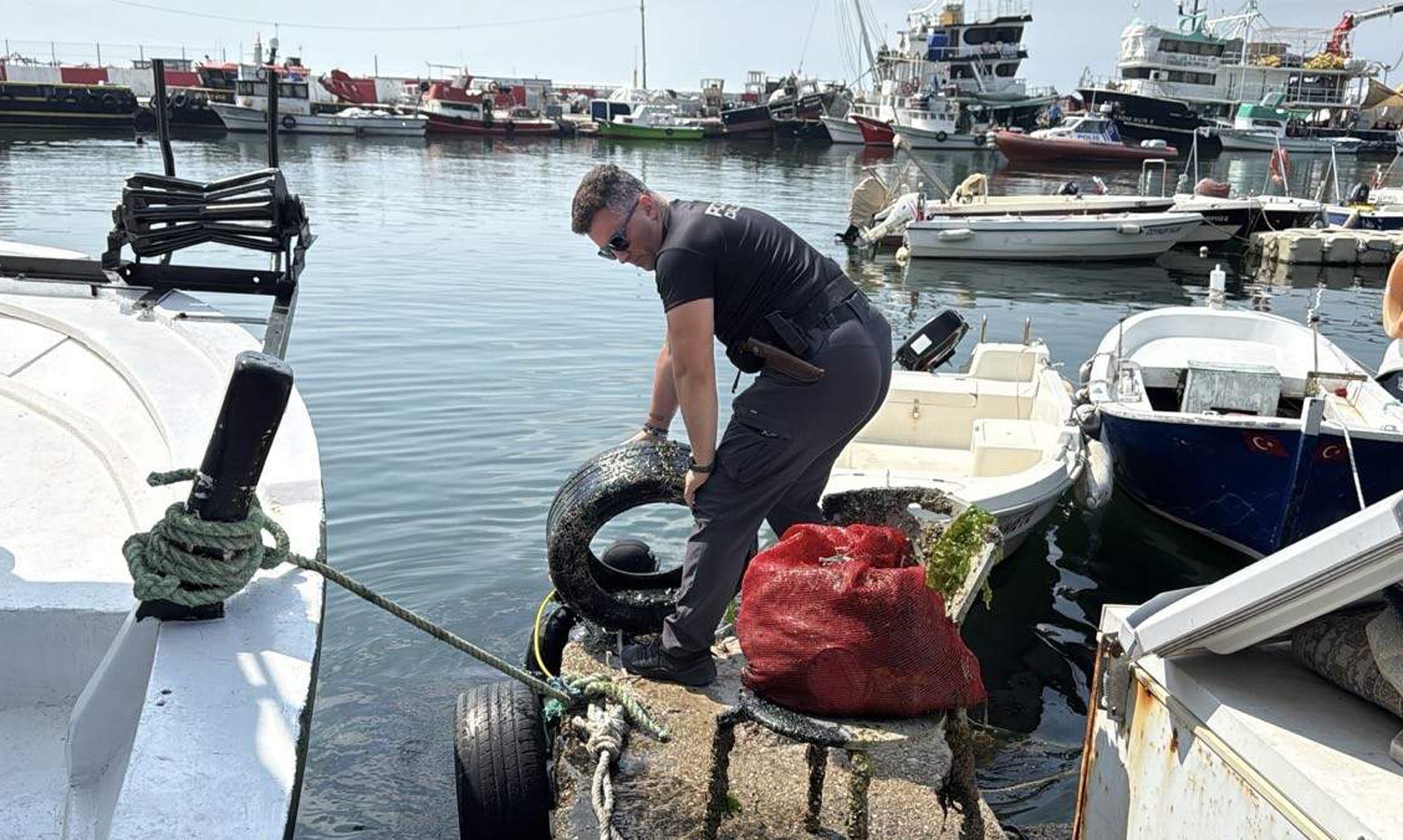 Deniz dibi temizliğinde çıkarılan atıklar