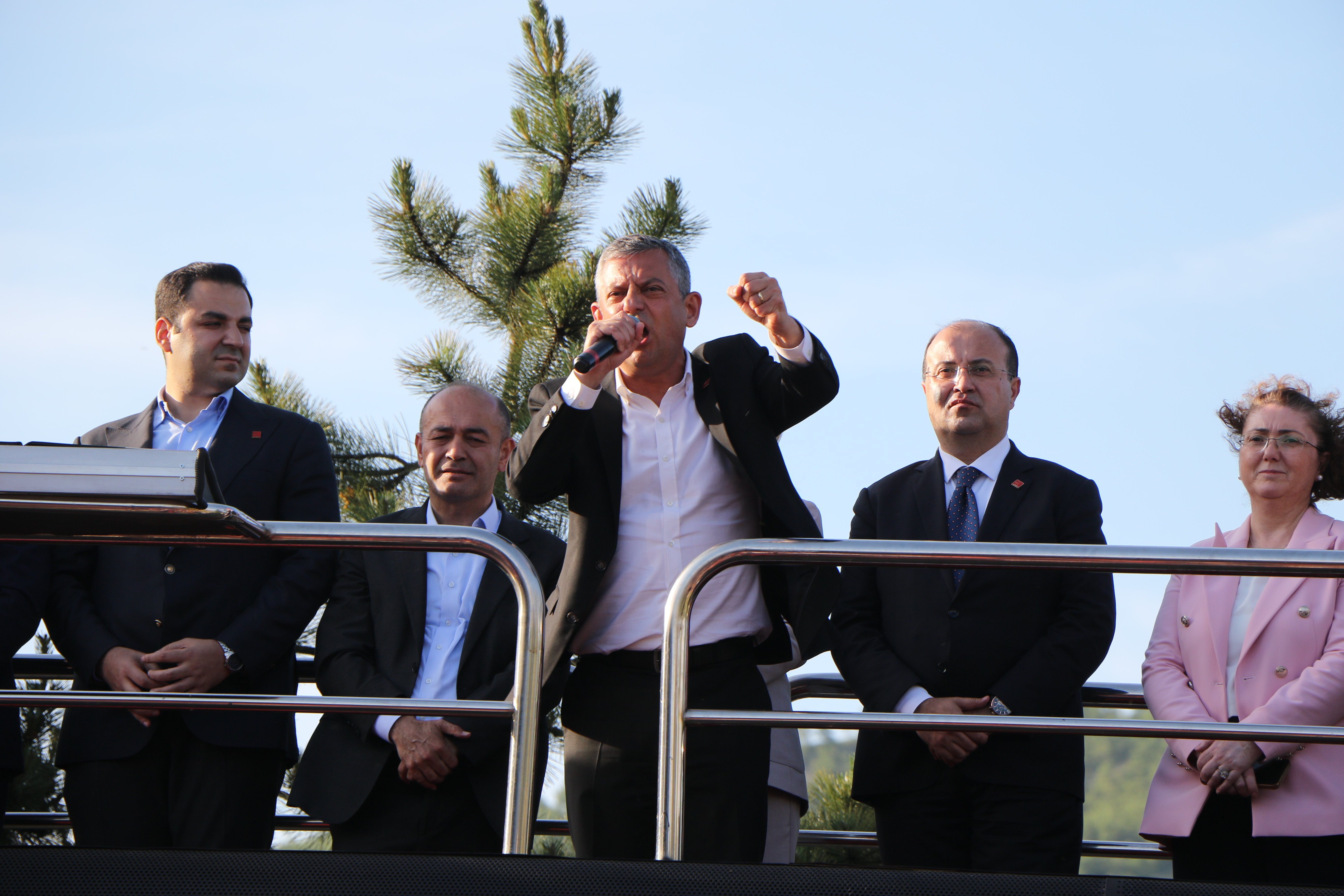 Özgür Özel Tokat mitingi kalabalık