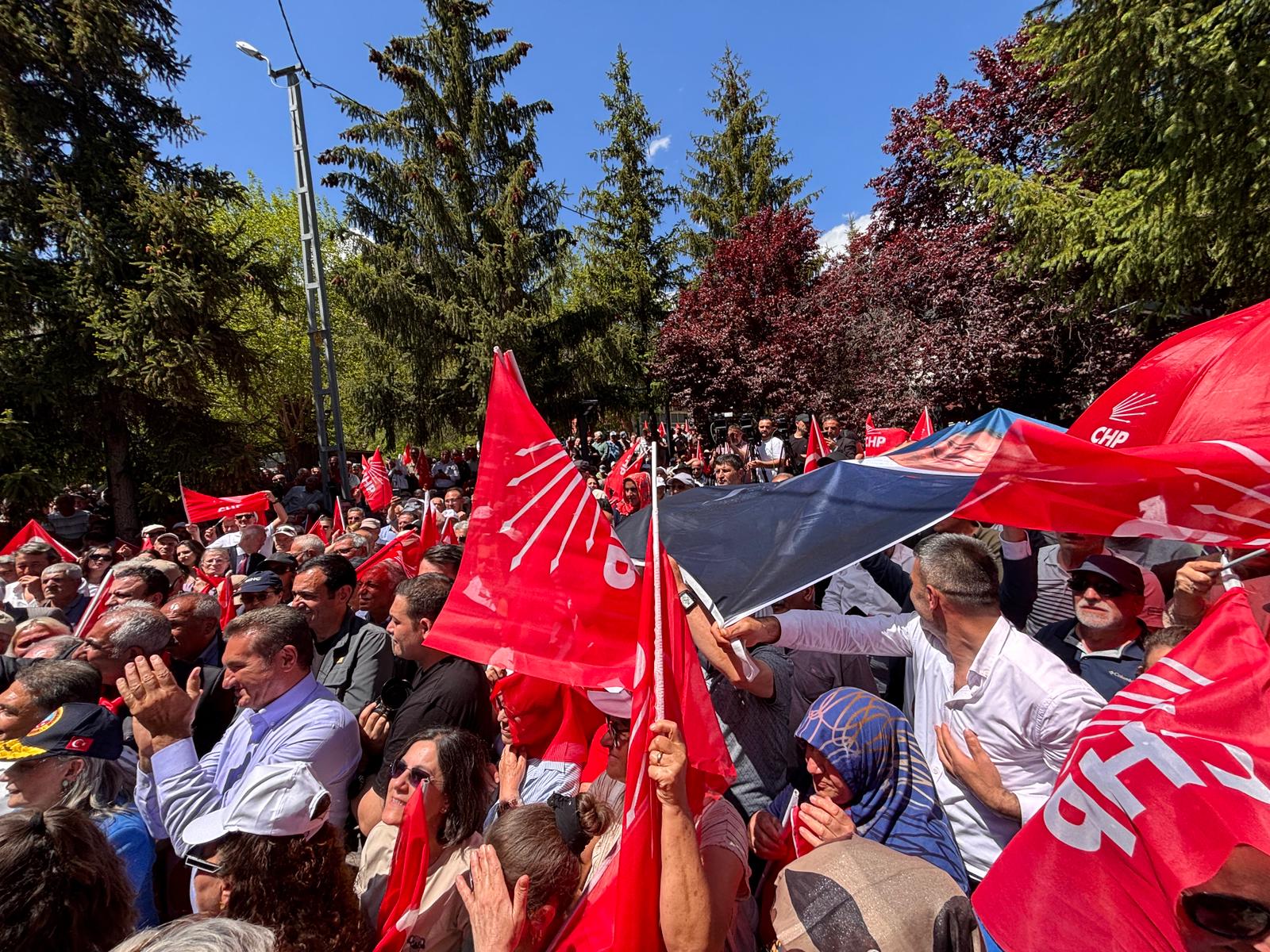 Özgür Özel halk buluşması