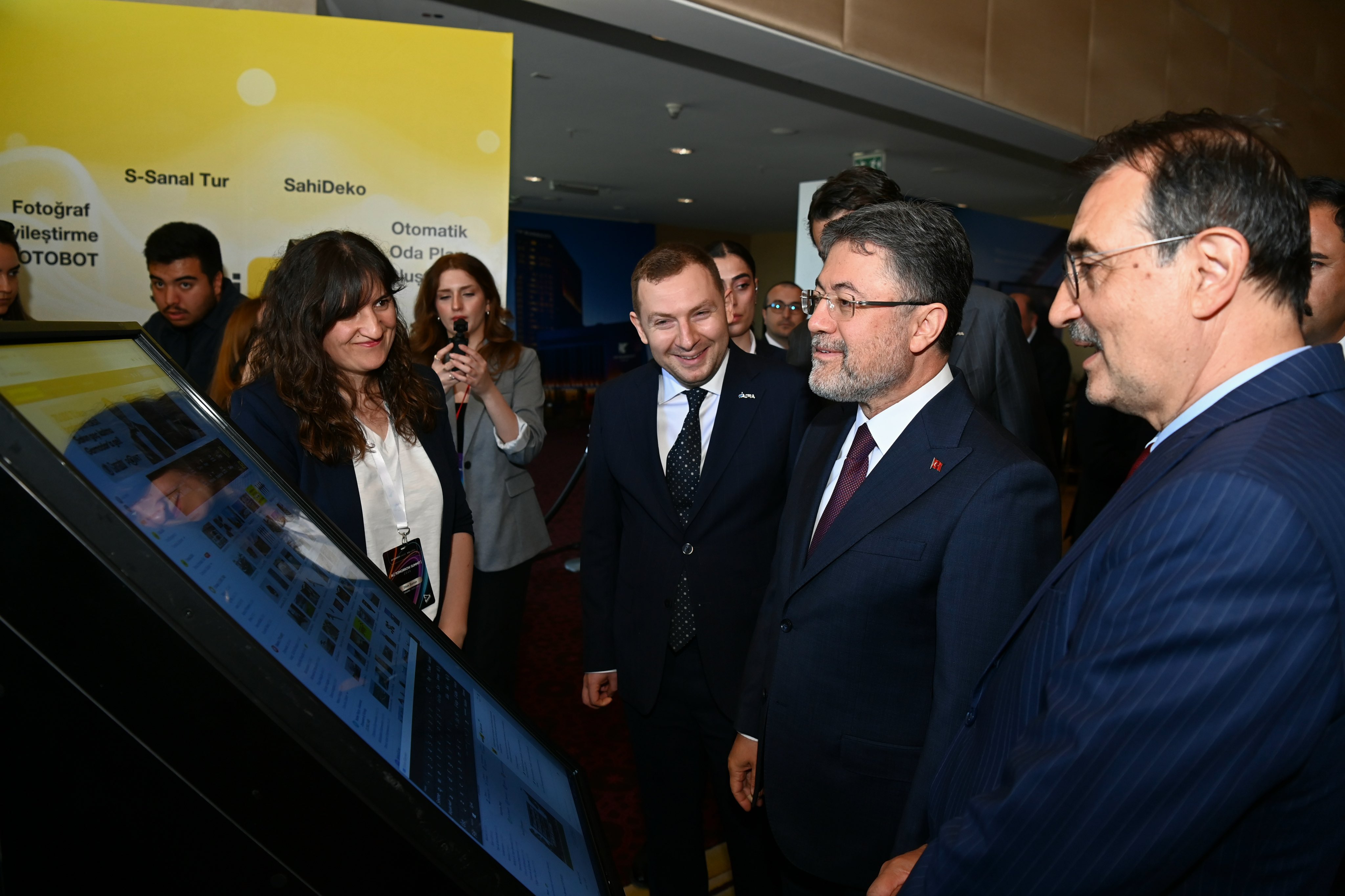 Tarım ve Orman Bakanı İbrahim Yumaklı AI Tomorrow Summit 2026 etkinliğinde