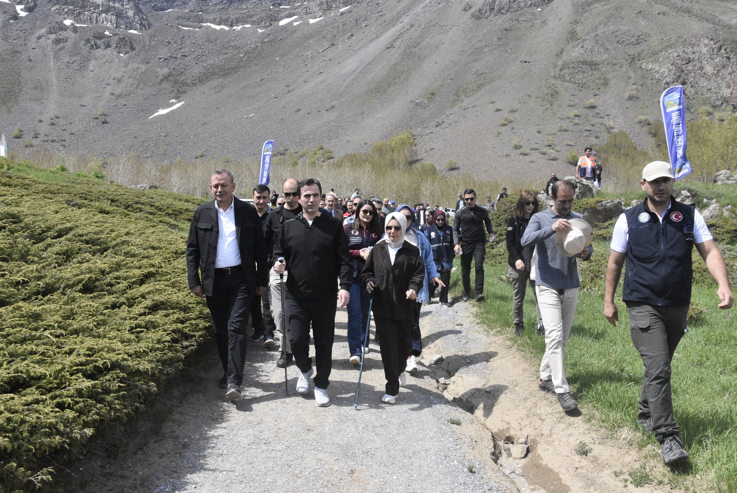 Nemrut Kalderasında Çevre Temizliği