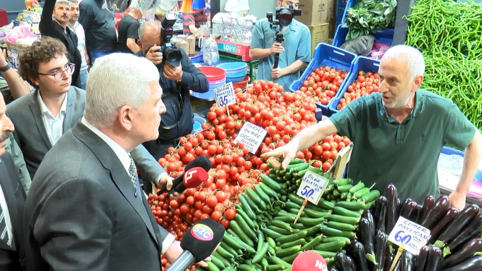 Müsavat Dervişoğlu esnaf ziyareti
