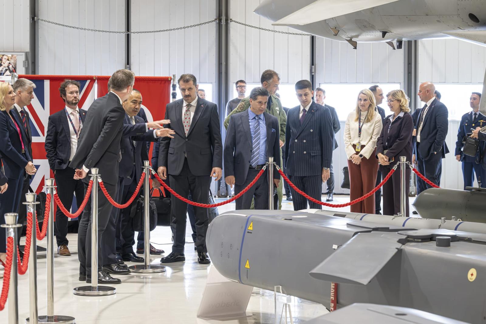 Salih Ayhan İngiltere savunma sanayi toplantısı