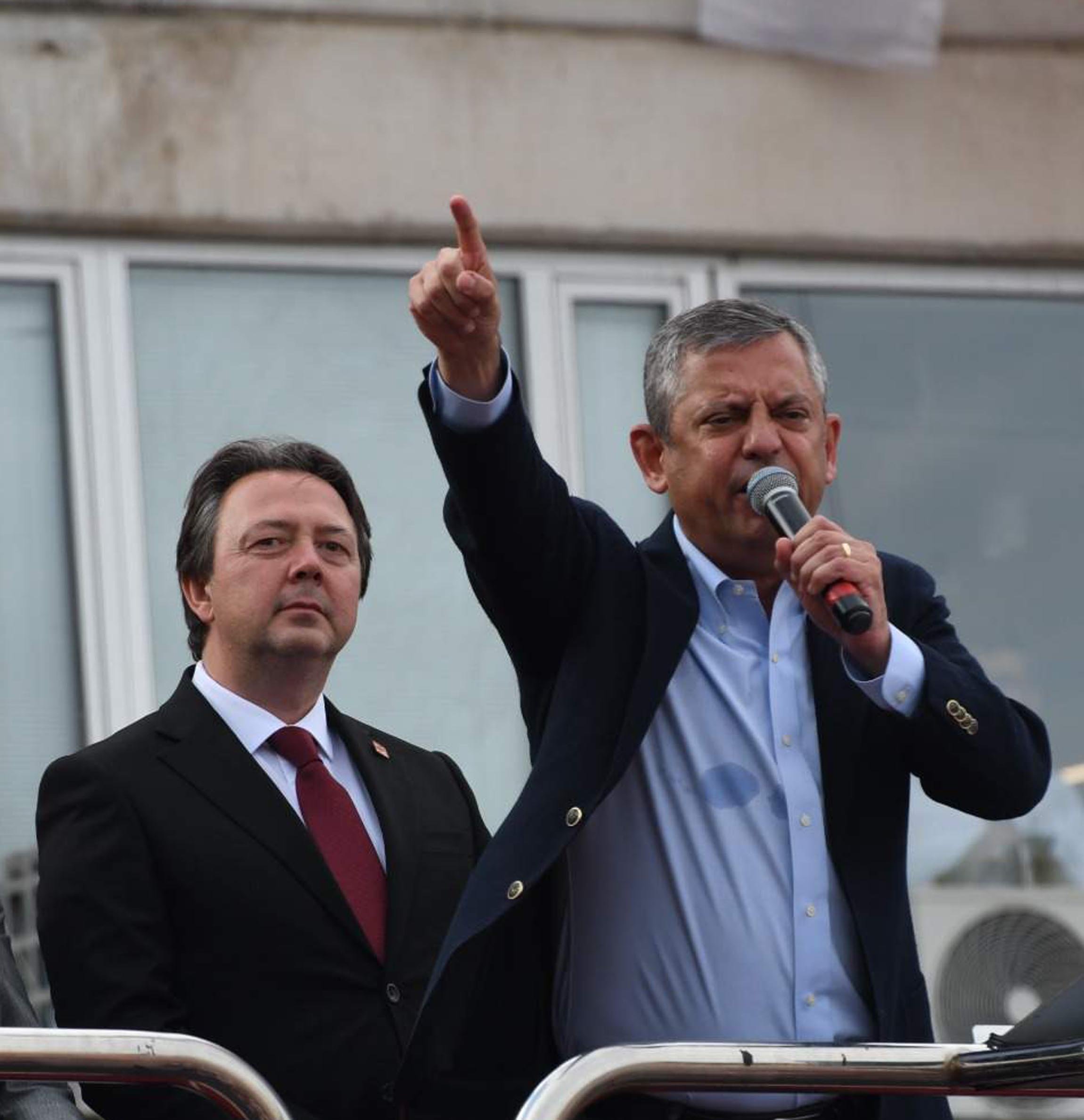 Özgür Özel çiftçi sorunları konuşuyor