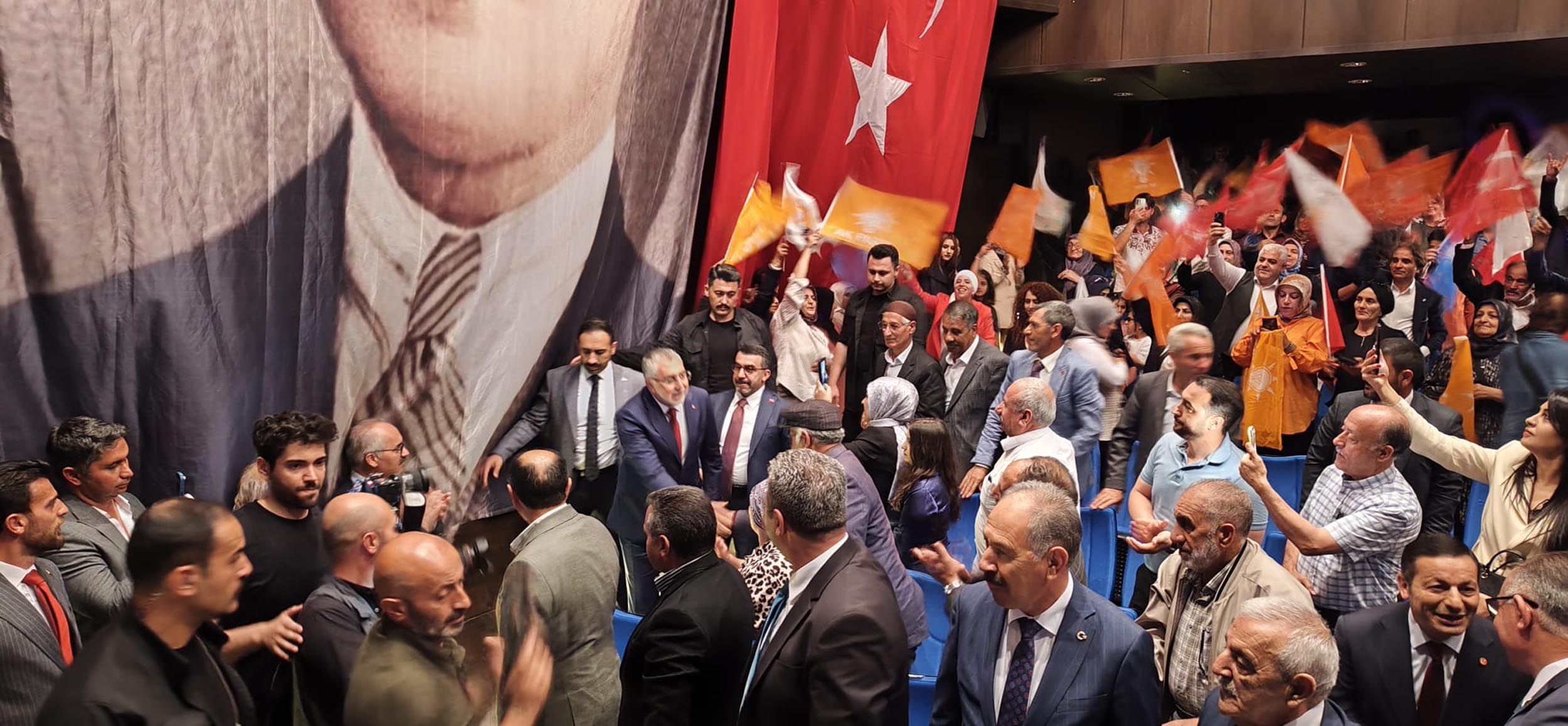 Bakan Vedat Işıkhan AK Parti Kars