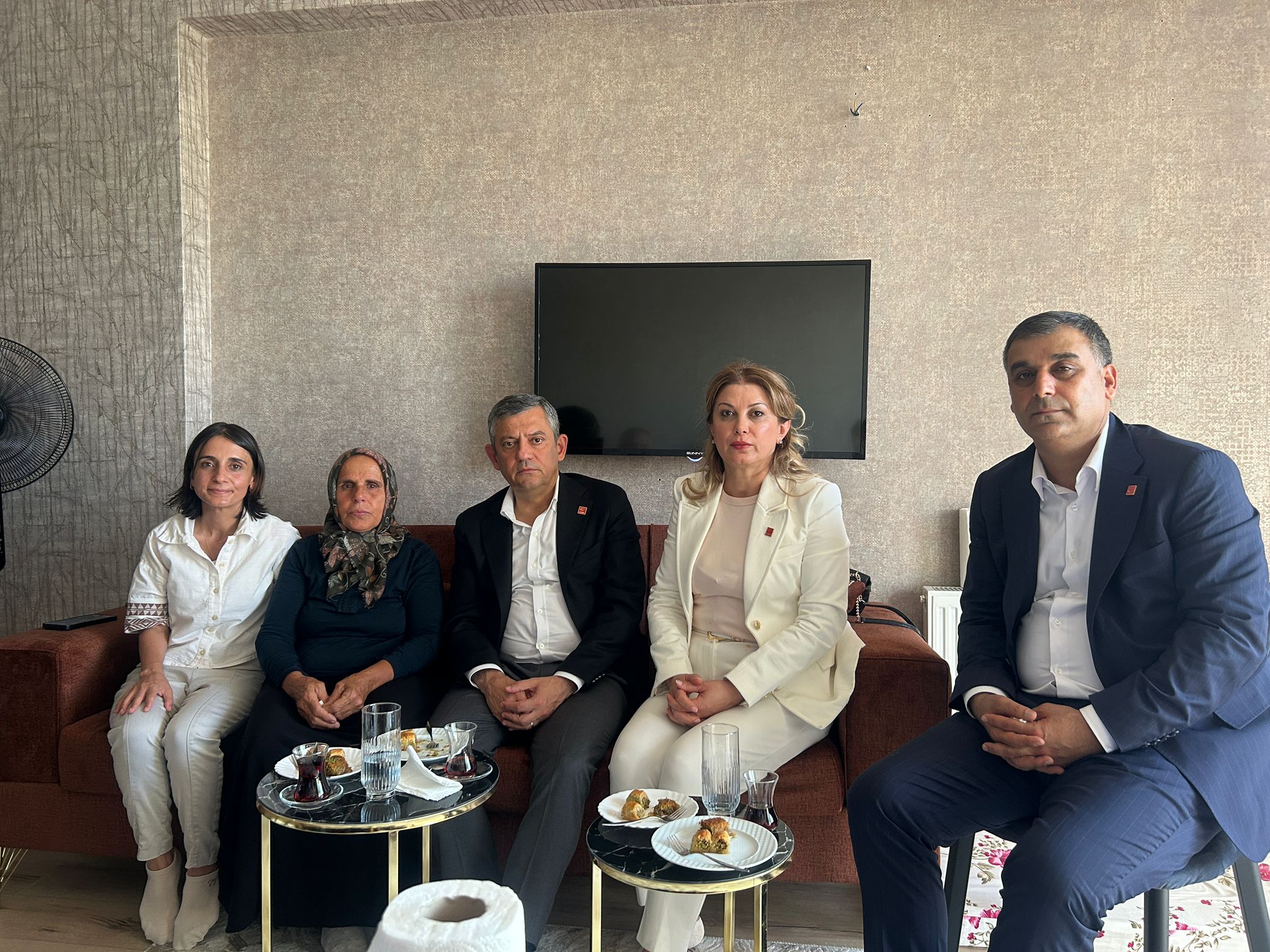 Özgür Özel konuşması