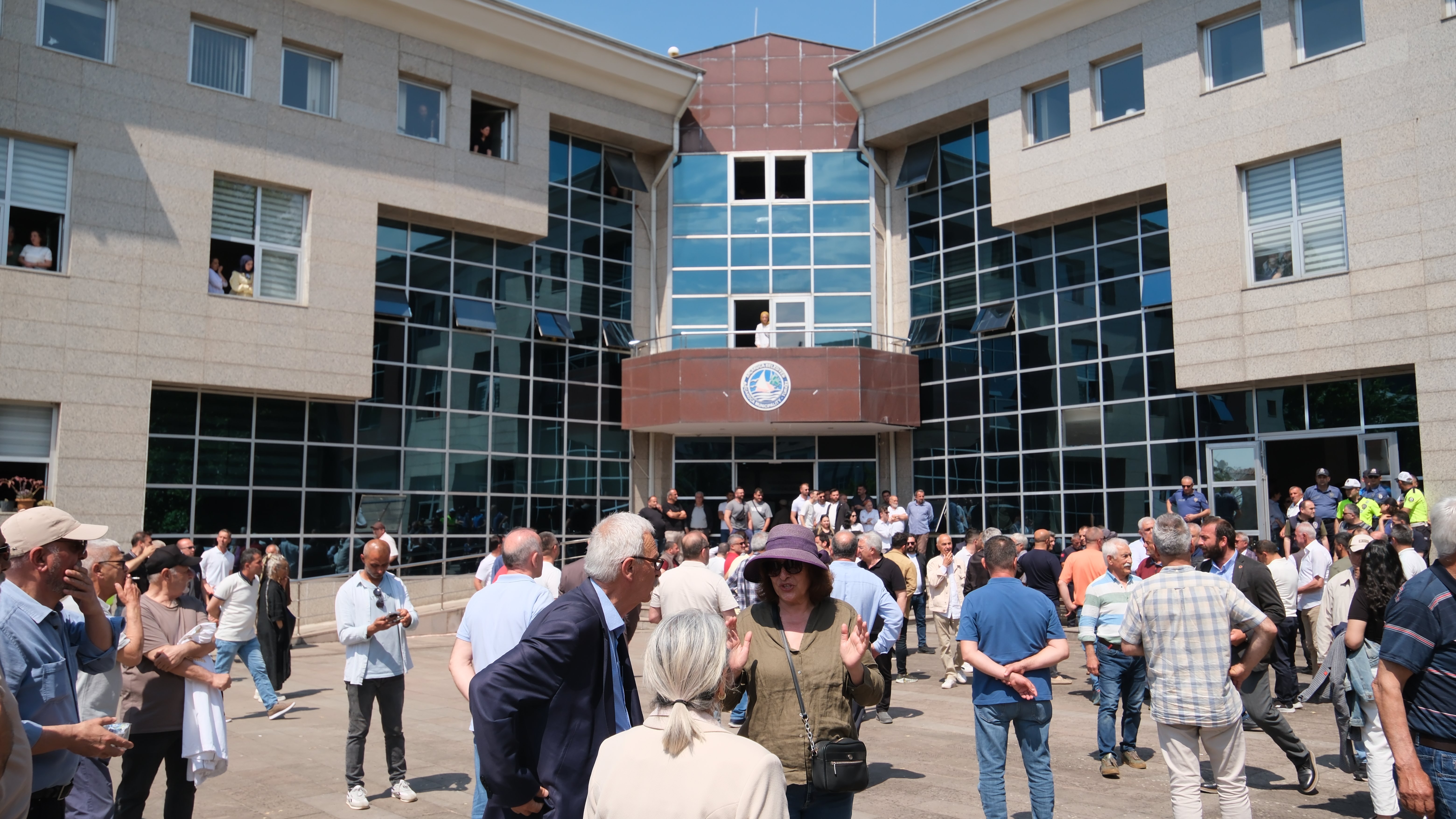 Akçakoca Belediye Başkanvekili seçimi sonrası