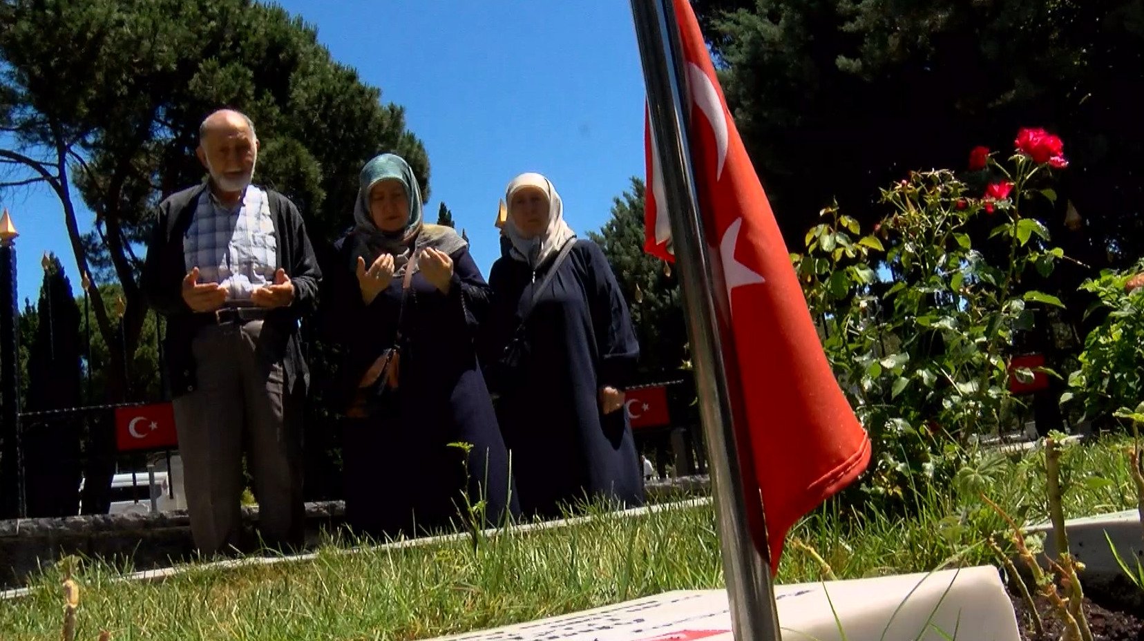 Edirnekapı Şehitliğinde Babalar Günü