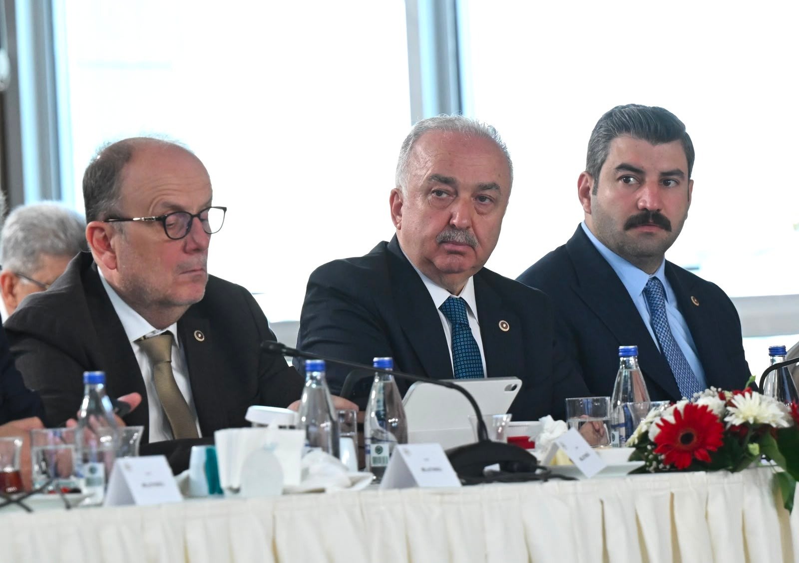 İçişleri Bakanı Mustafa Çiftçi toplantıda konuşuyor