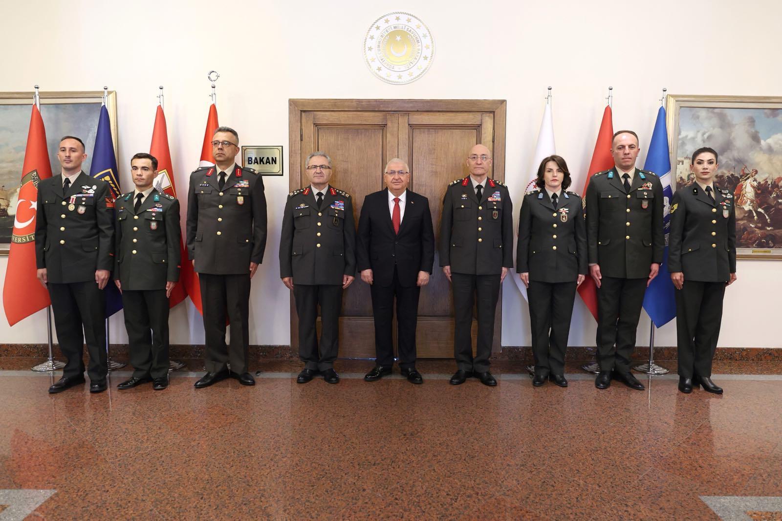 Orgeneral Metin Tokel kabulde