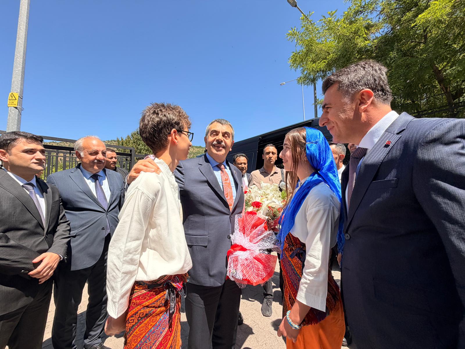 Bakan Tekin Tunceli