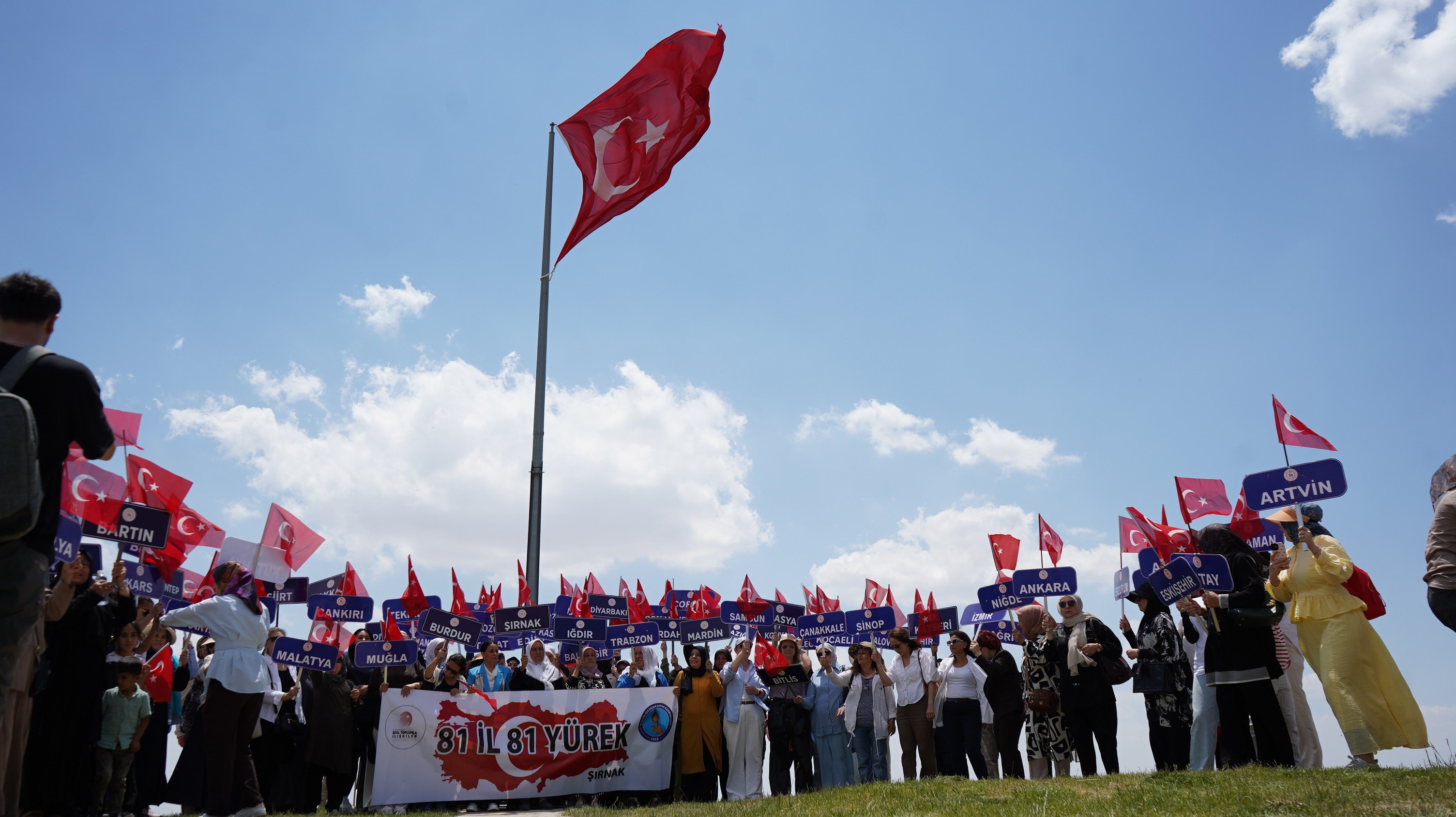 81 ilden gelen şehit aileleri Cudi Dağı