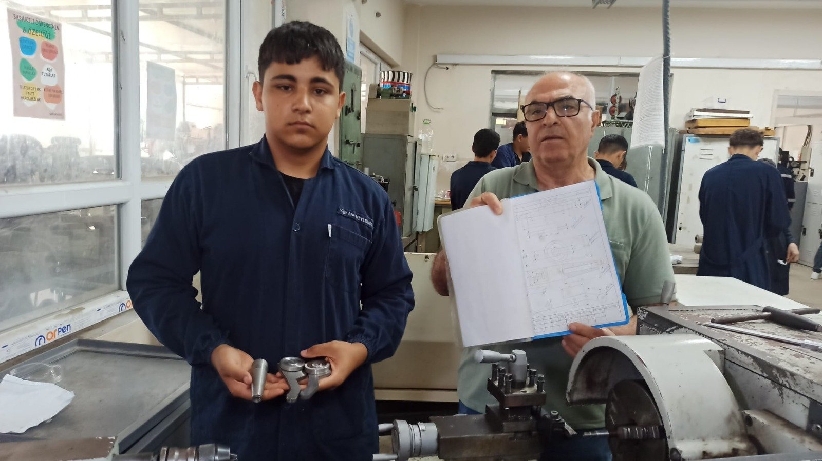 Öğrencilerin ürettiği mobilya ve spor malzemeleri