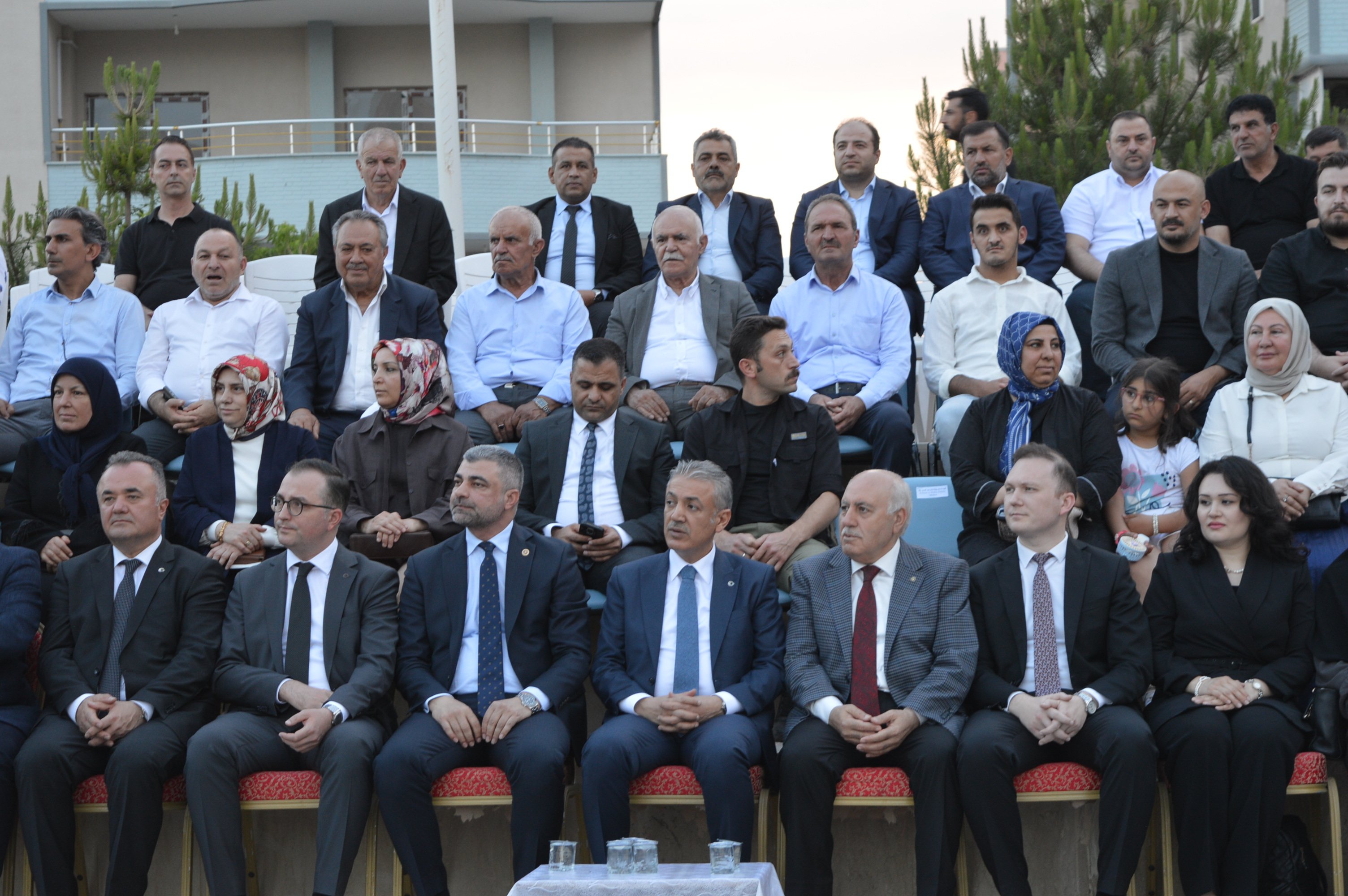 Kiraz Festivali katılımcıları