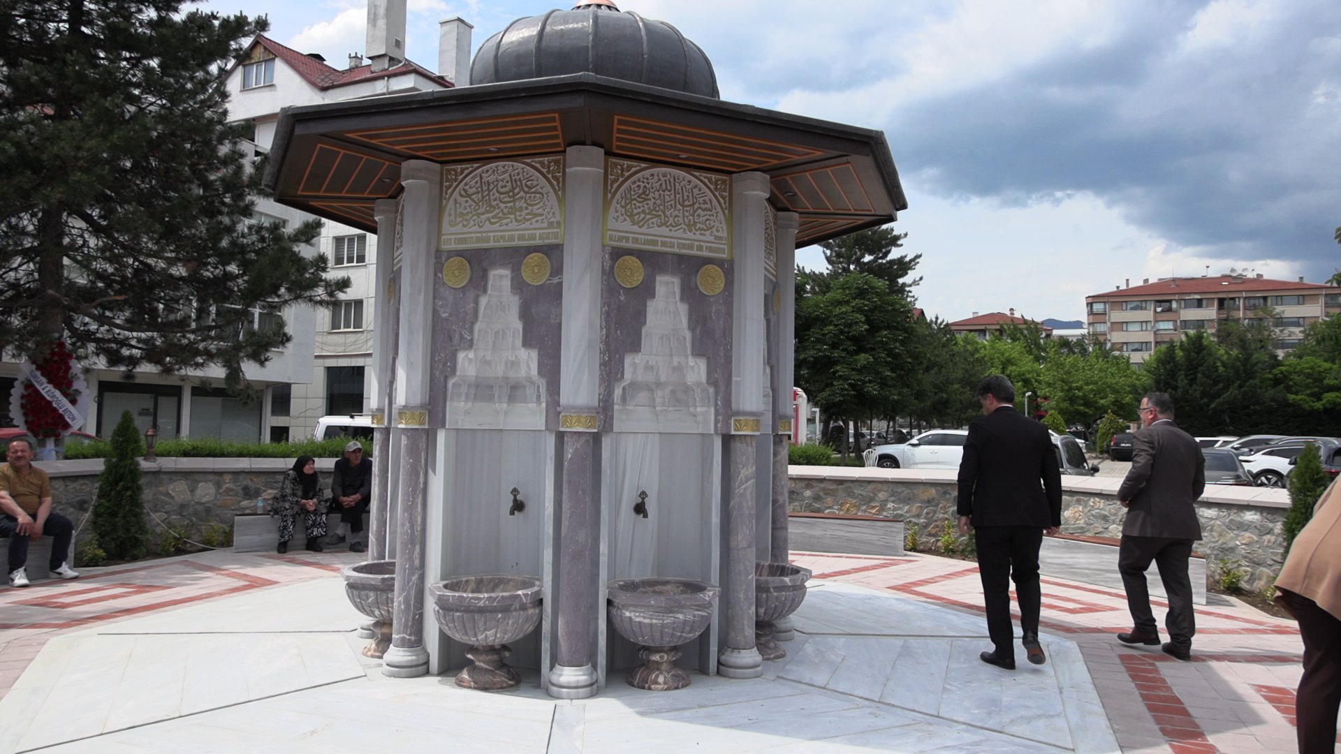 Gültekin ailesi törende